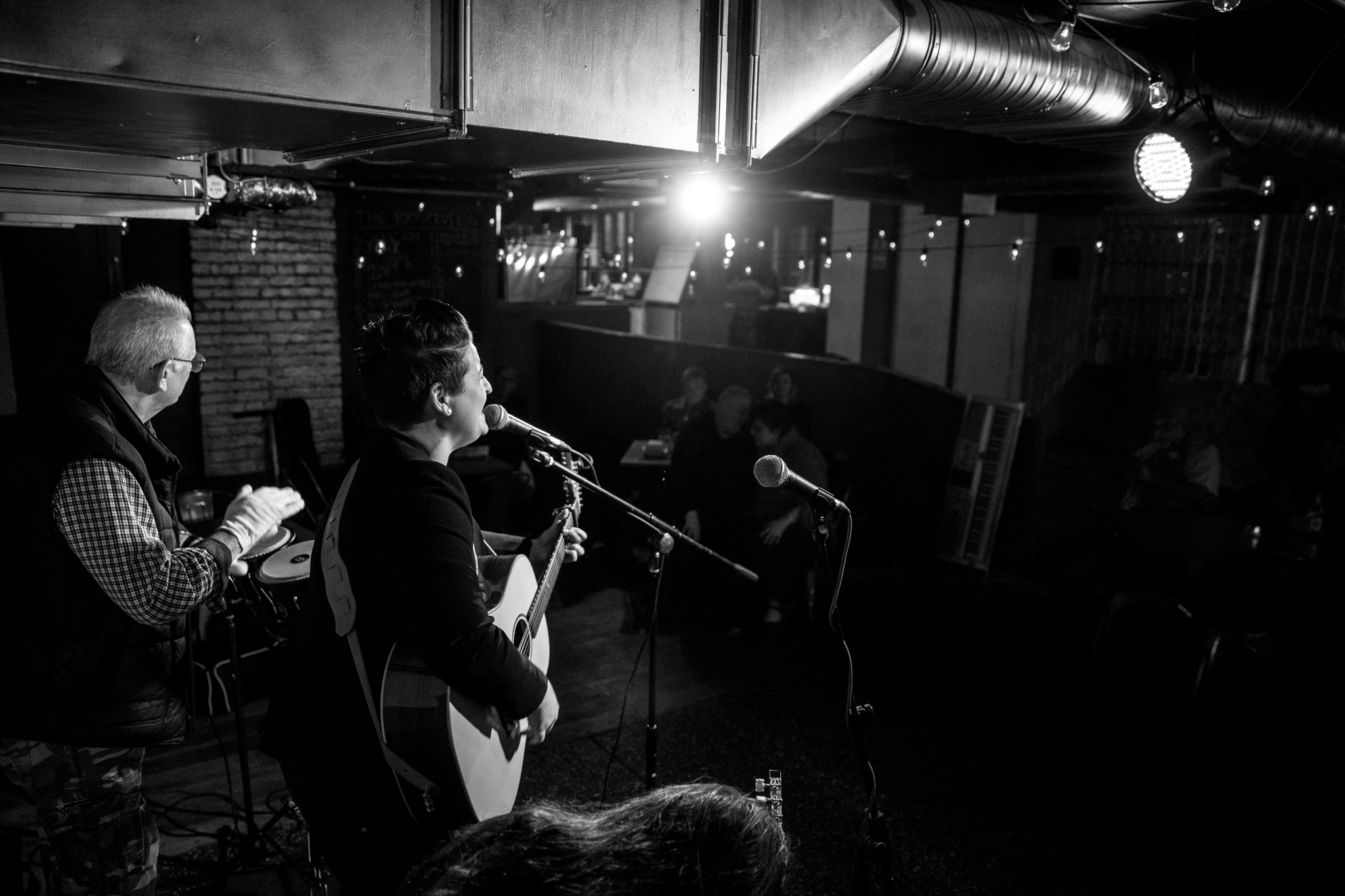 London Open Mic Night Chloe Ray Long Island Photographer-40.jpg