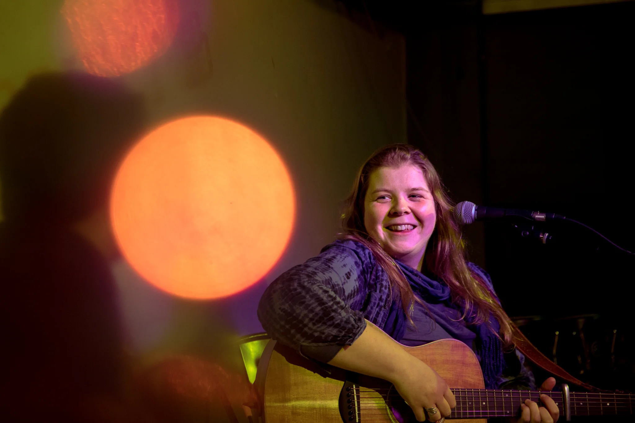 London Open Mic Night Chloe Ray Long Island Photographer-77.jpg