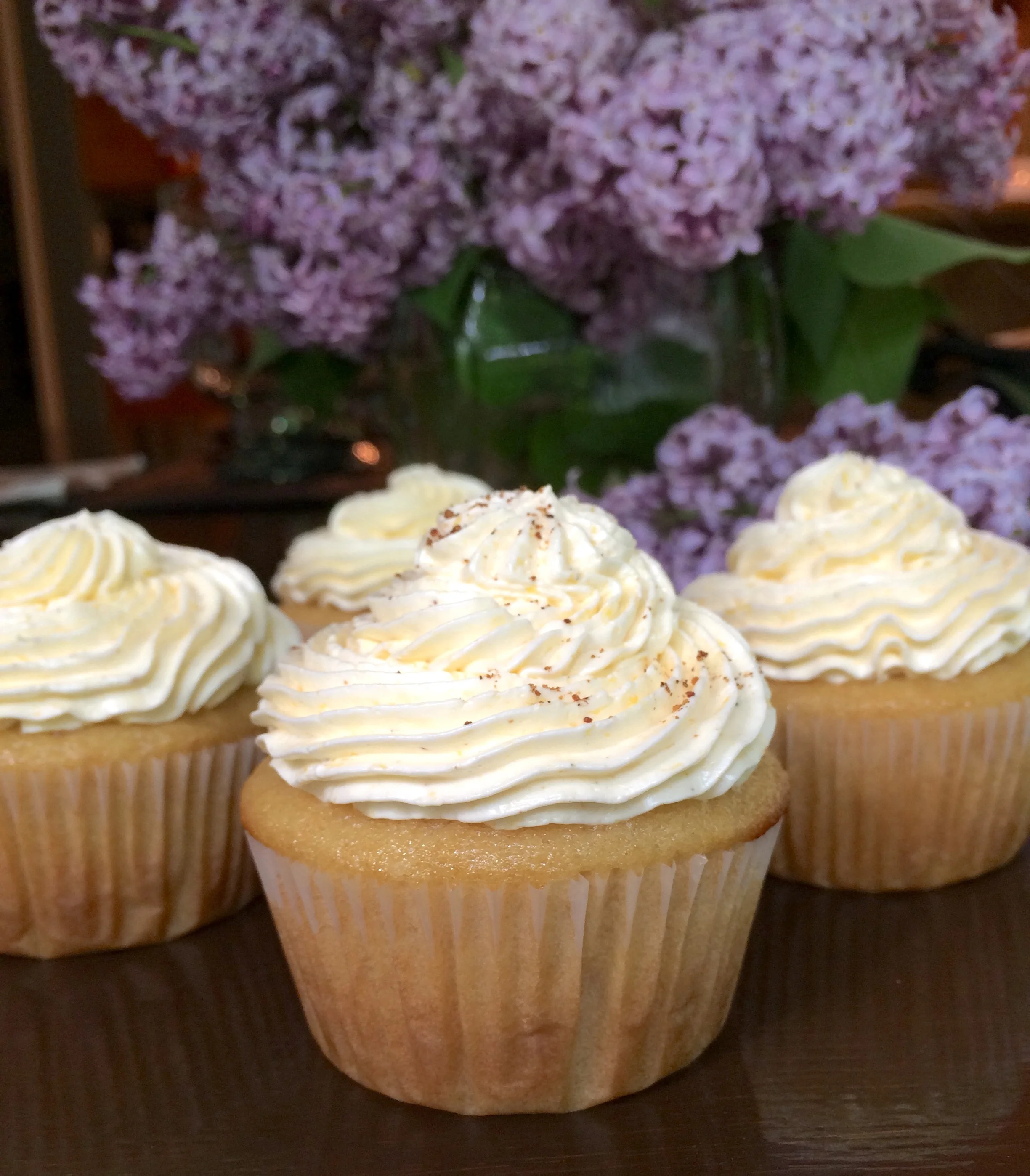 Fresh Peach Cupcakes