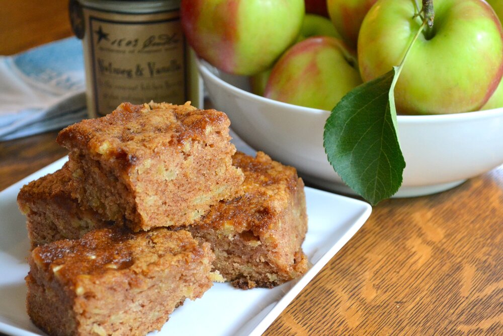 Scrumptious Apple Cake