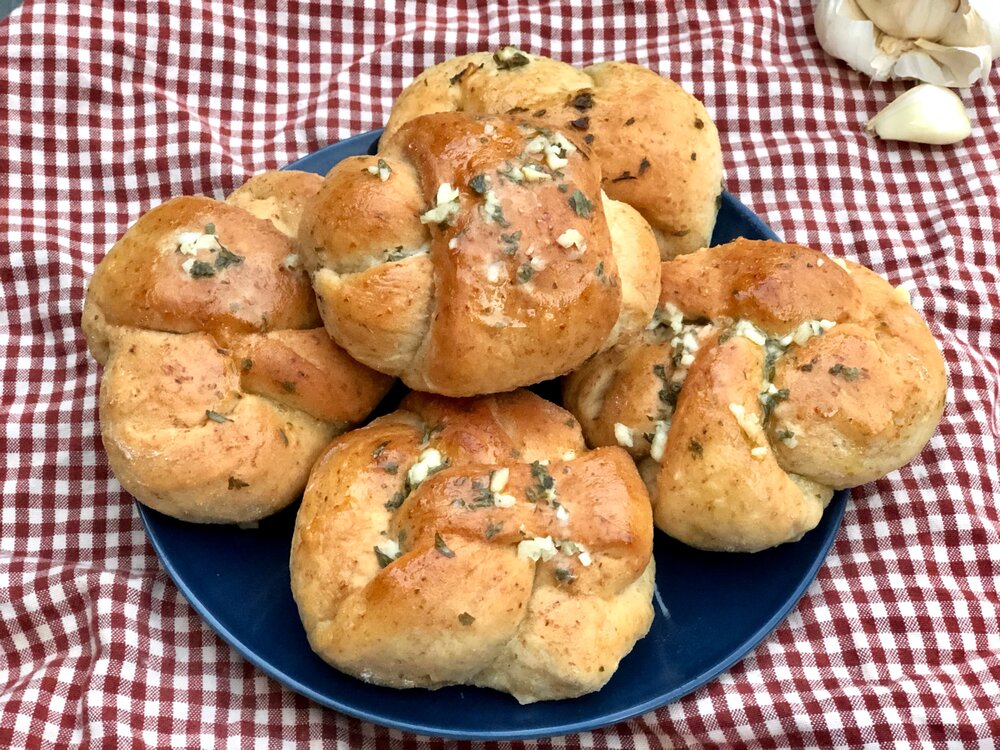 Whole Wheat Garlic Knots