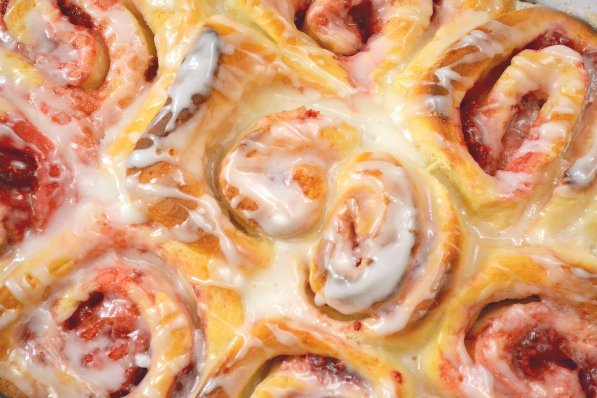 Lemon Raspberry Rolls