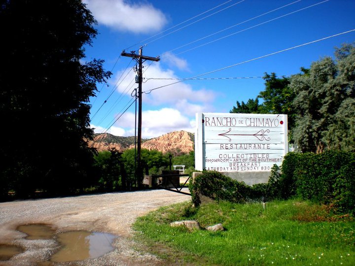 Sign at the entrance of Rancho de Chimayo