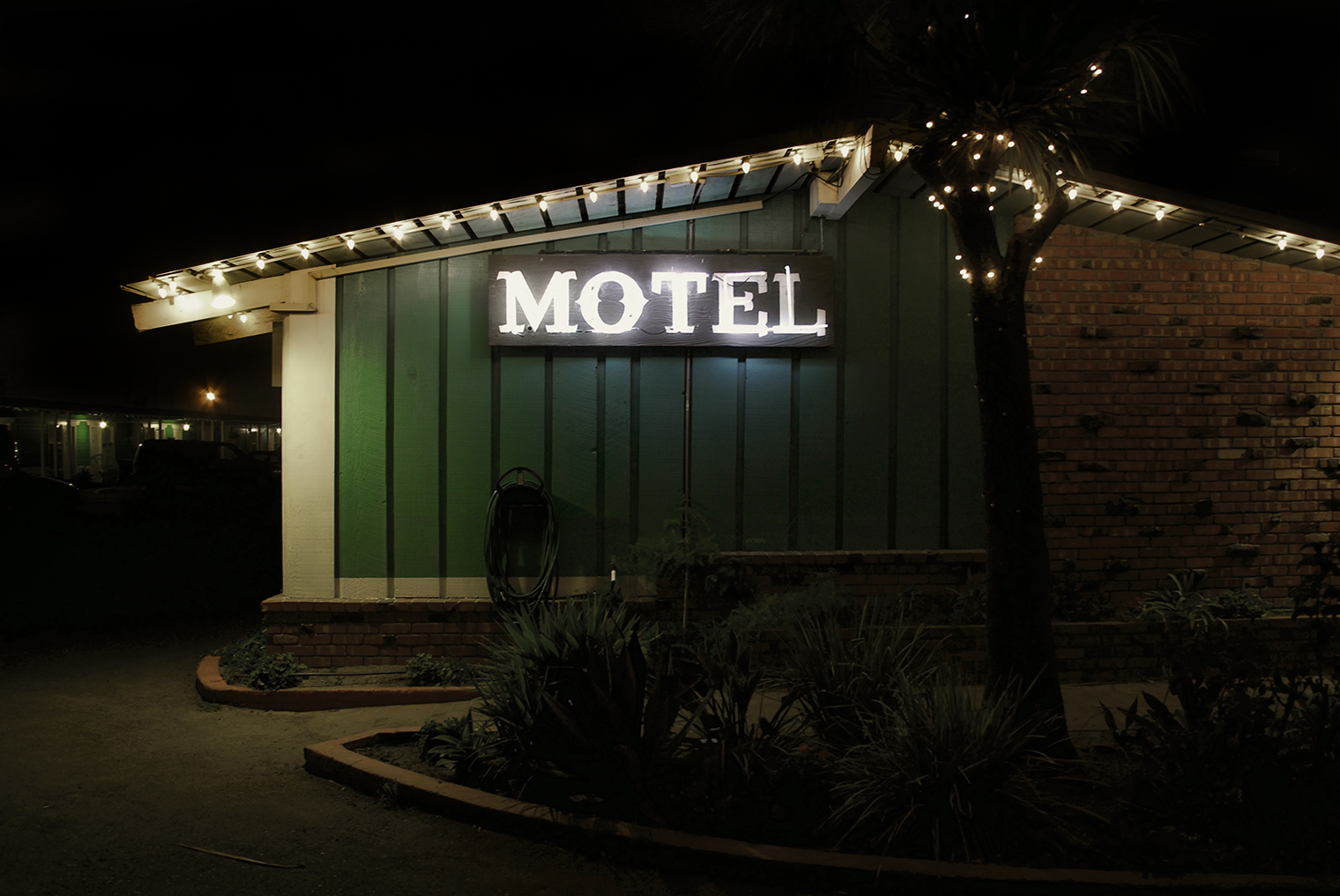 Green Motel