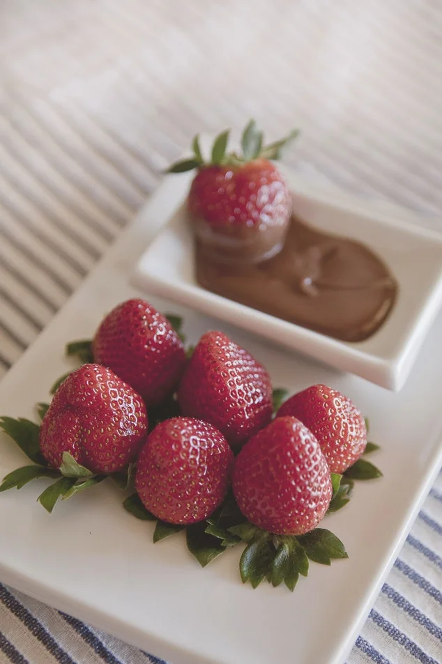 chocstrawb.jpg