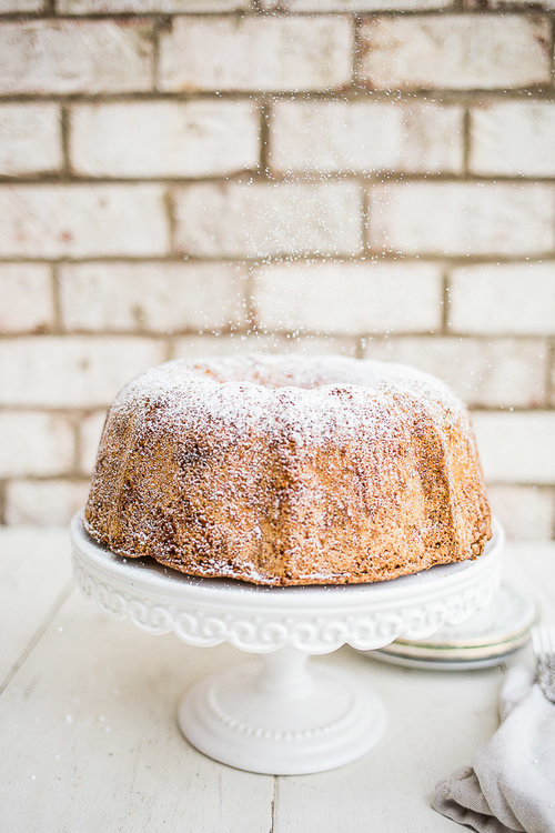 Lou Lou's Bourbon Pound Cake — Andrea's Cooktales