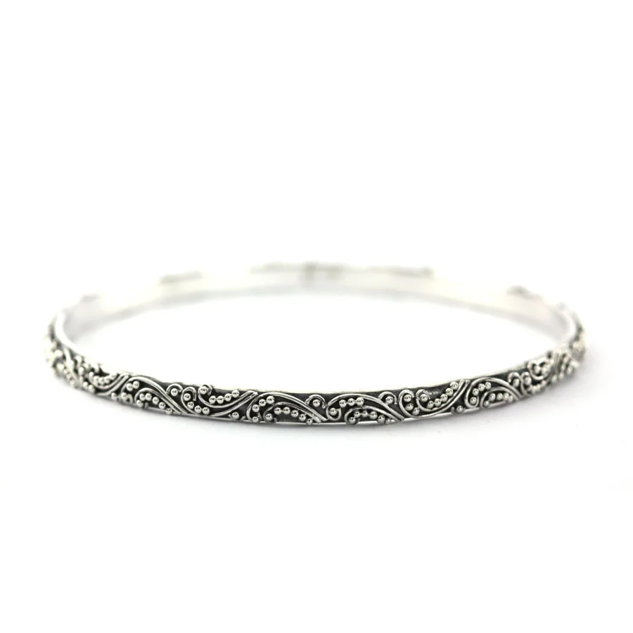 DEWI Solid Filigree Bangle Bracelet