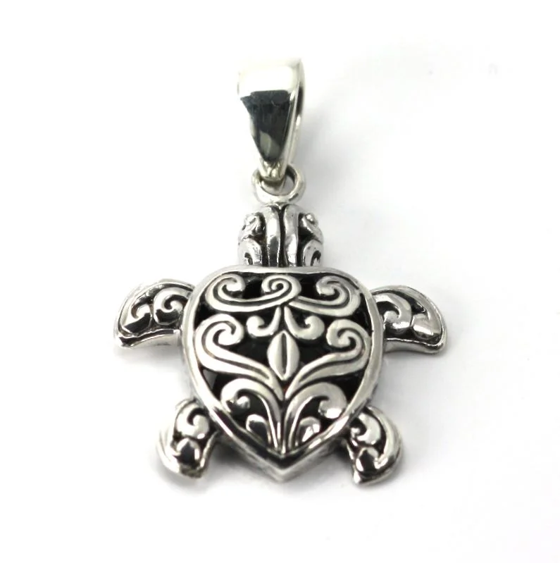 WEDA Sea Turtle Pendant