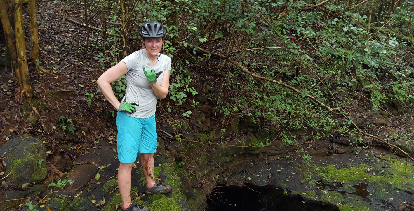 Lava tube trail crossing.
