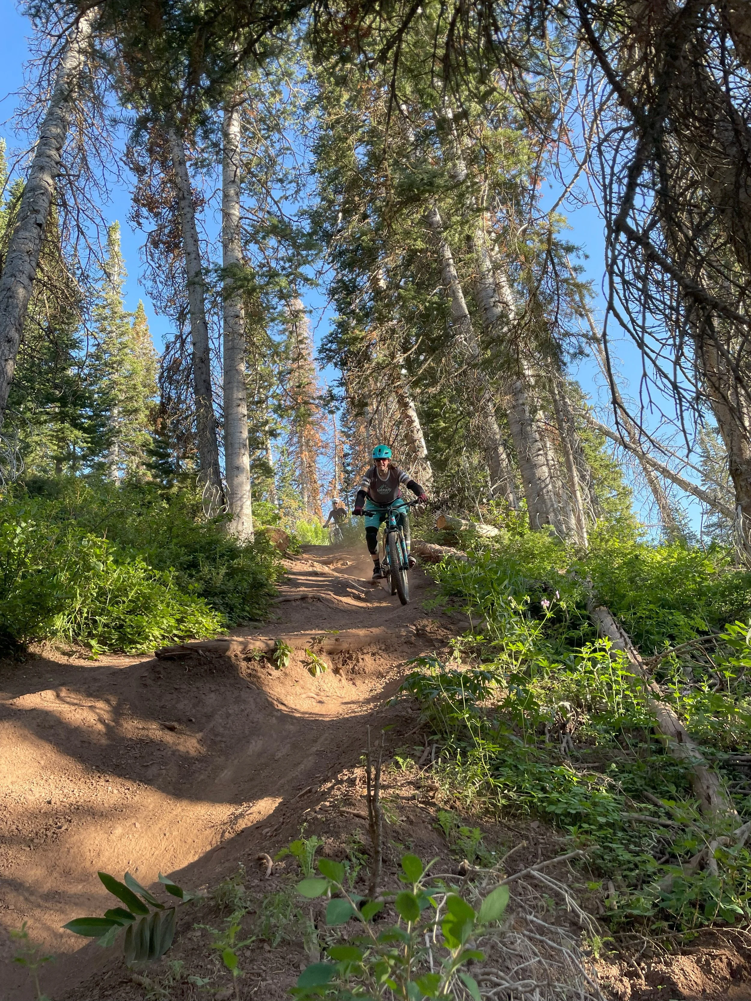 [Clinic] Rock and Roll with Coach Virginia