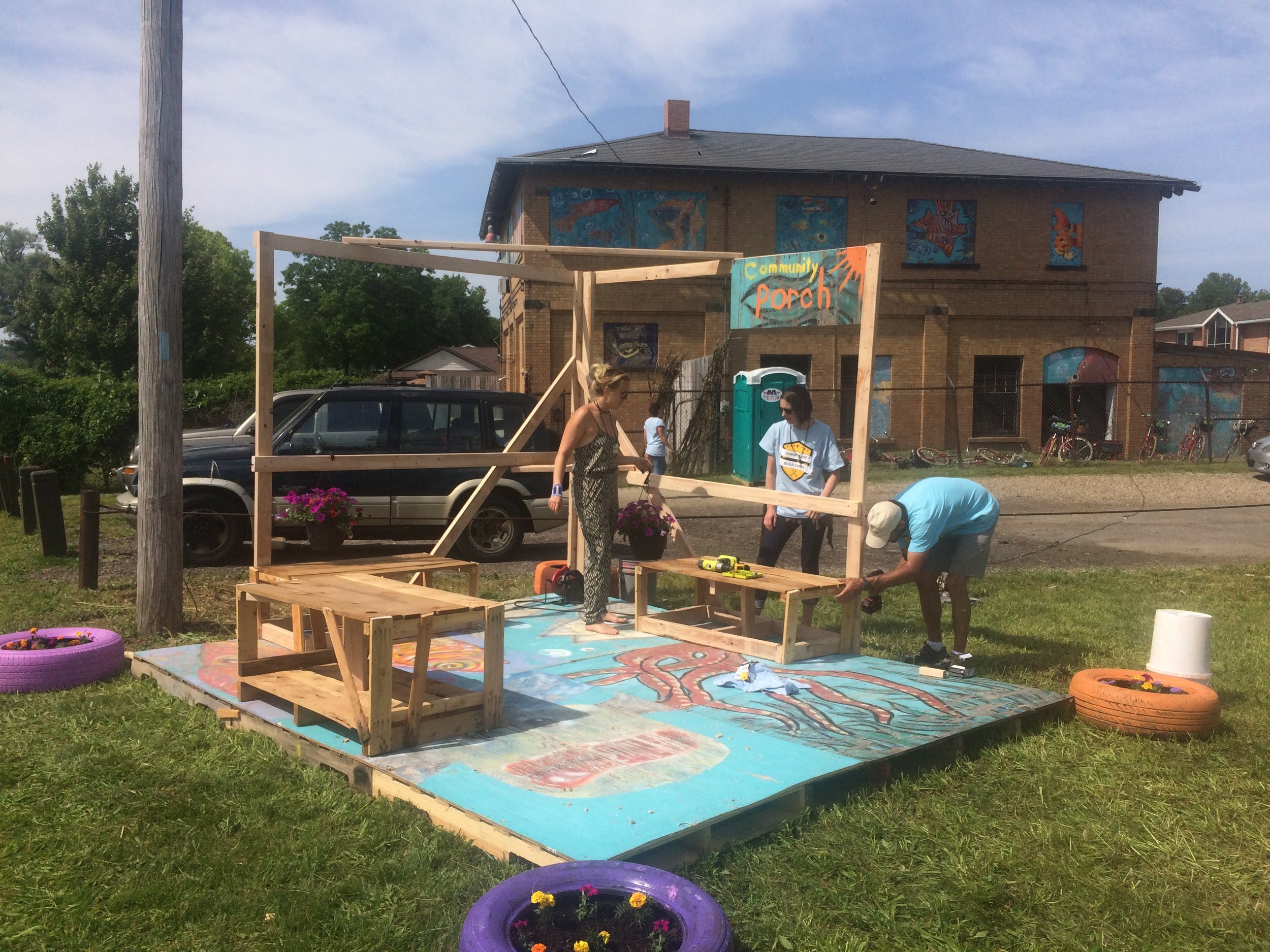 League Fellows worked with Summit Lake Build Corps members to create a stage in a vacant lot