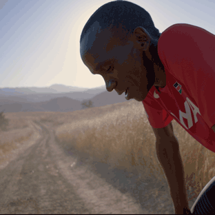 kipchogeLOOP.gif