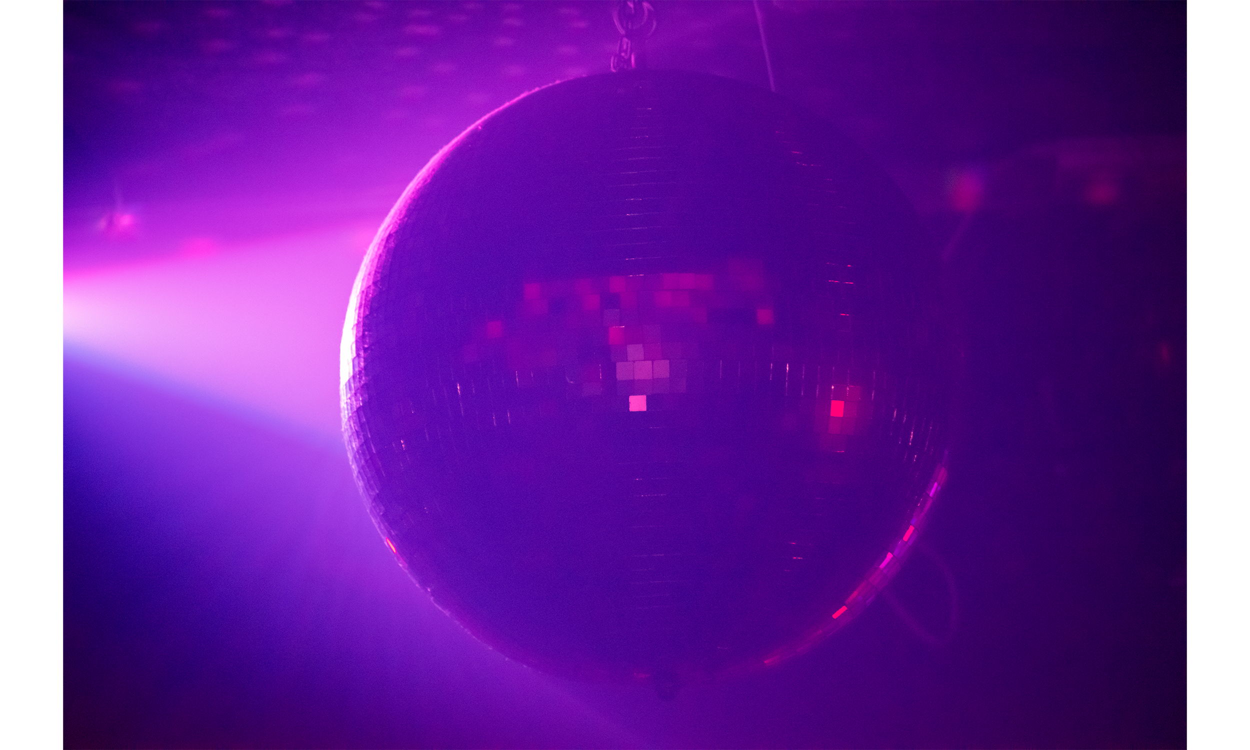 disco ball neil.png