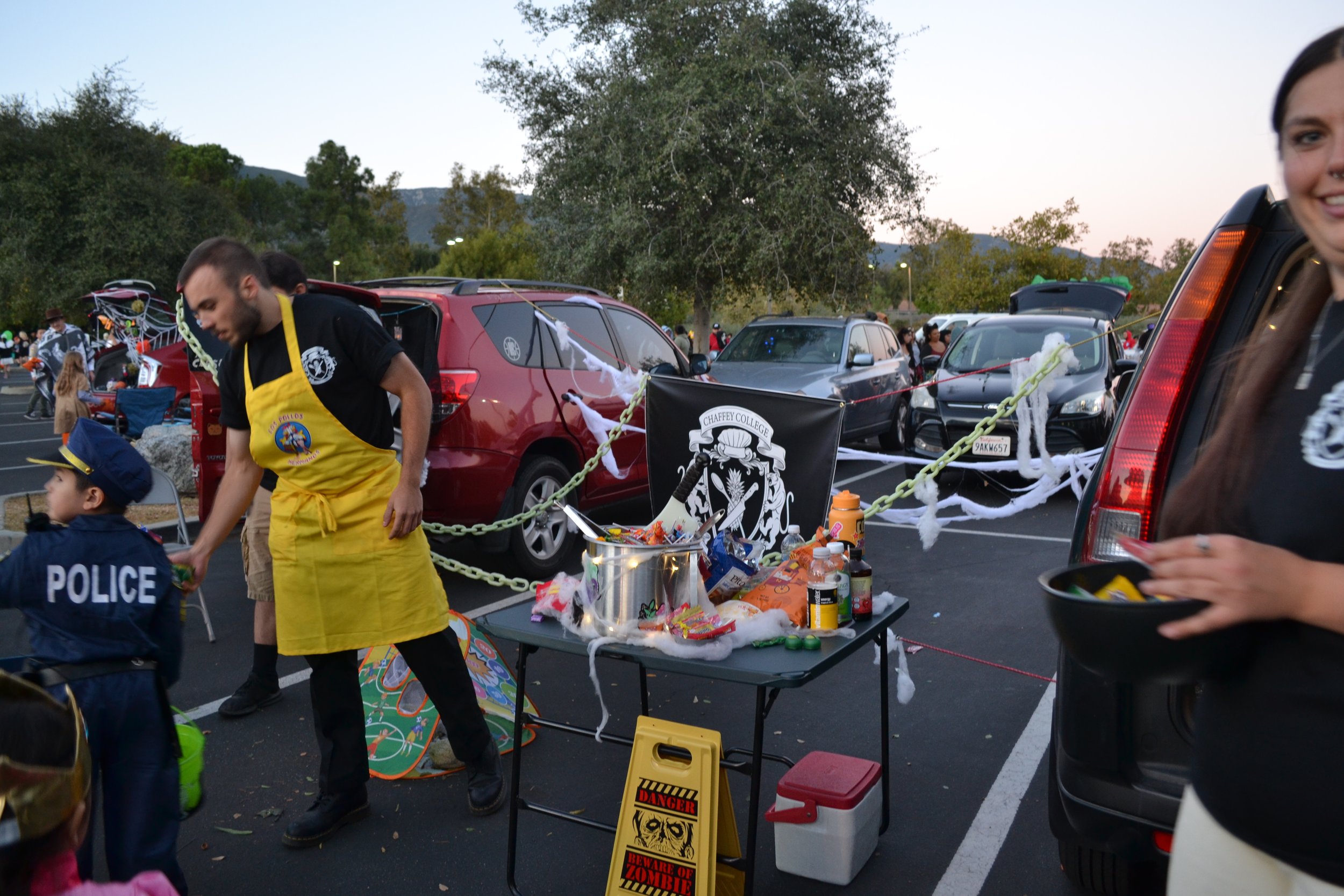 Chaffey Culinary Arts Club hosts a trunk. 