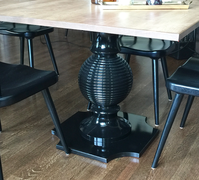 Dunesandduchess-Table-Capstan-Black.png