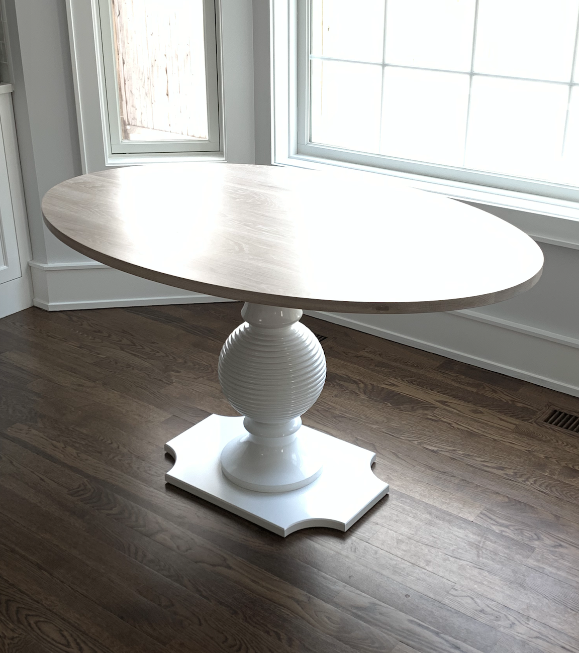 dunes-and-duchess-capstan-dining-table-limed-oak-oval.png