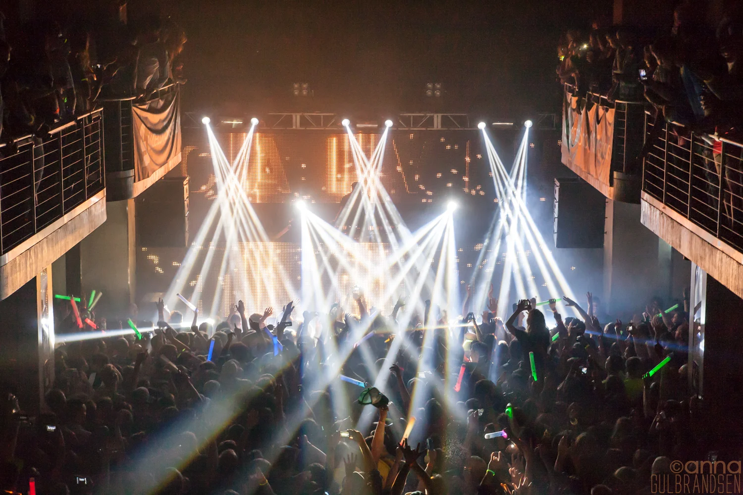 02_Calvin-Harris_WM.jpg