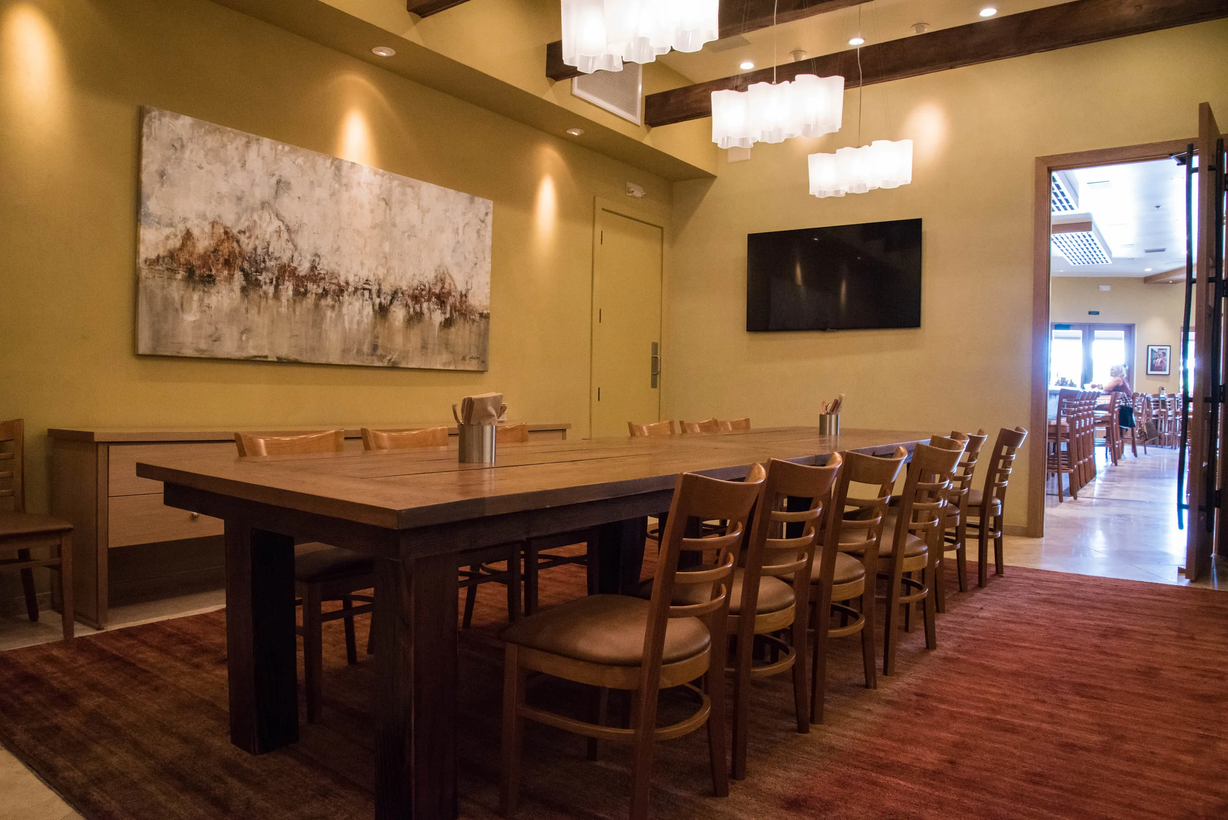 la mesa room