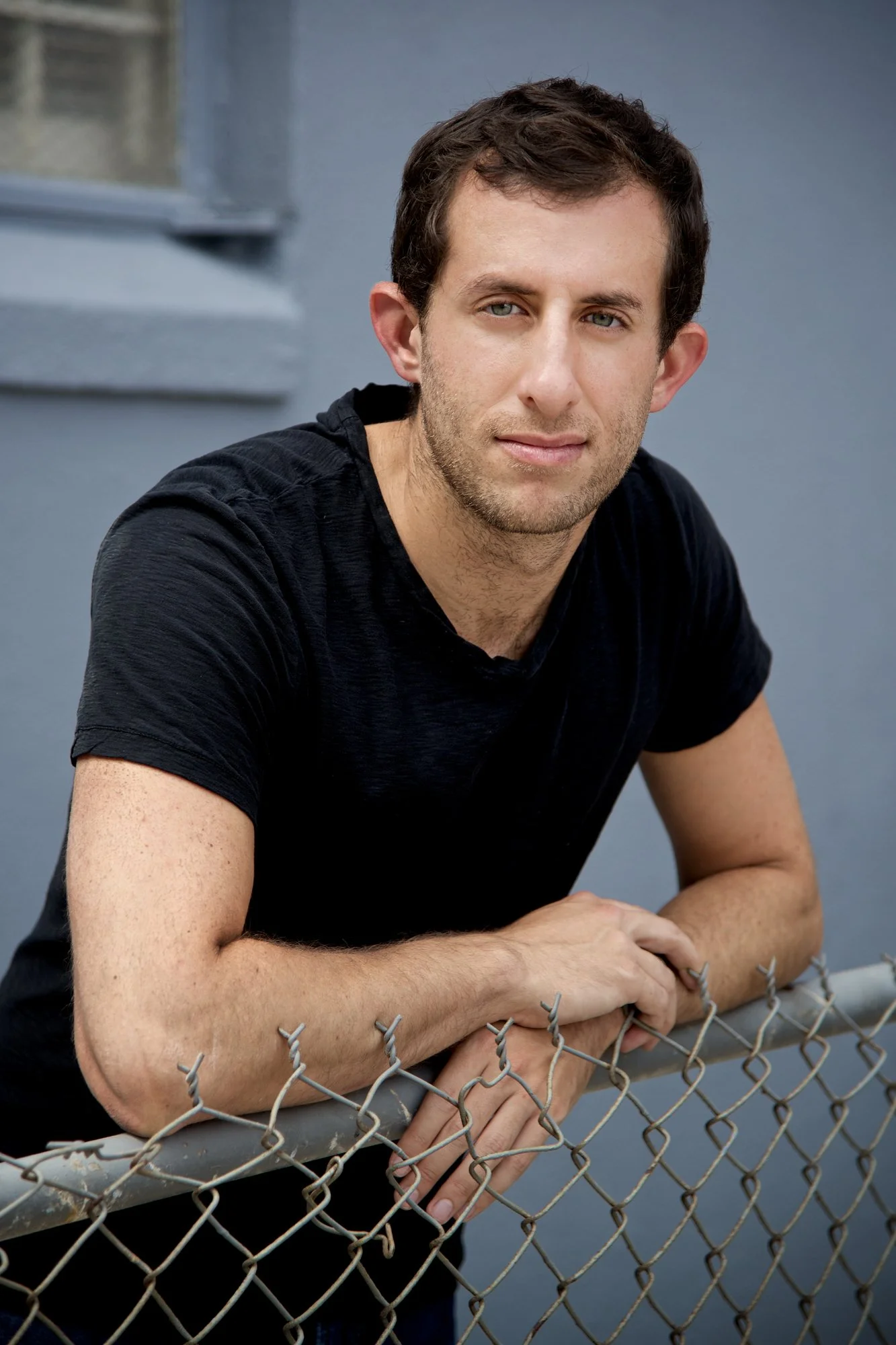 DanSmargPhotography.com-Portrait-Headshot-Social-Media-LinkedIn-Dating-Profile-Photography-Portfolio-10.jpg