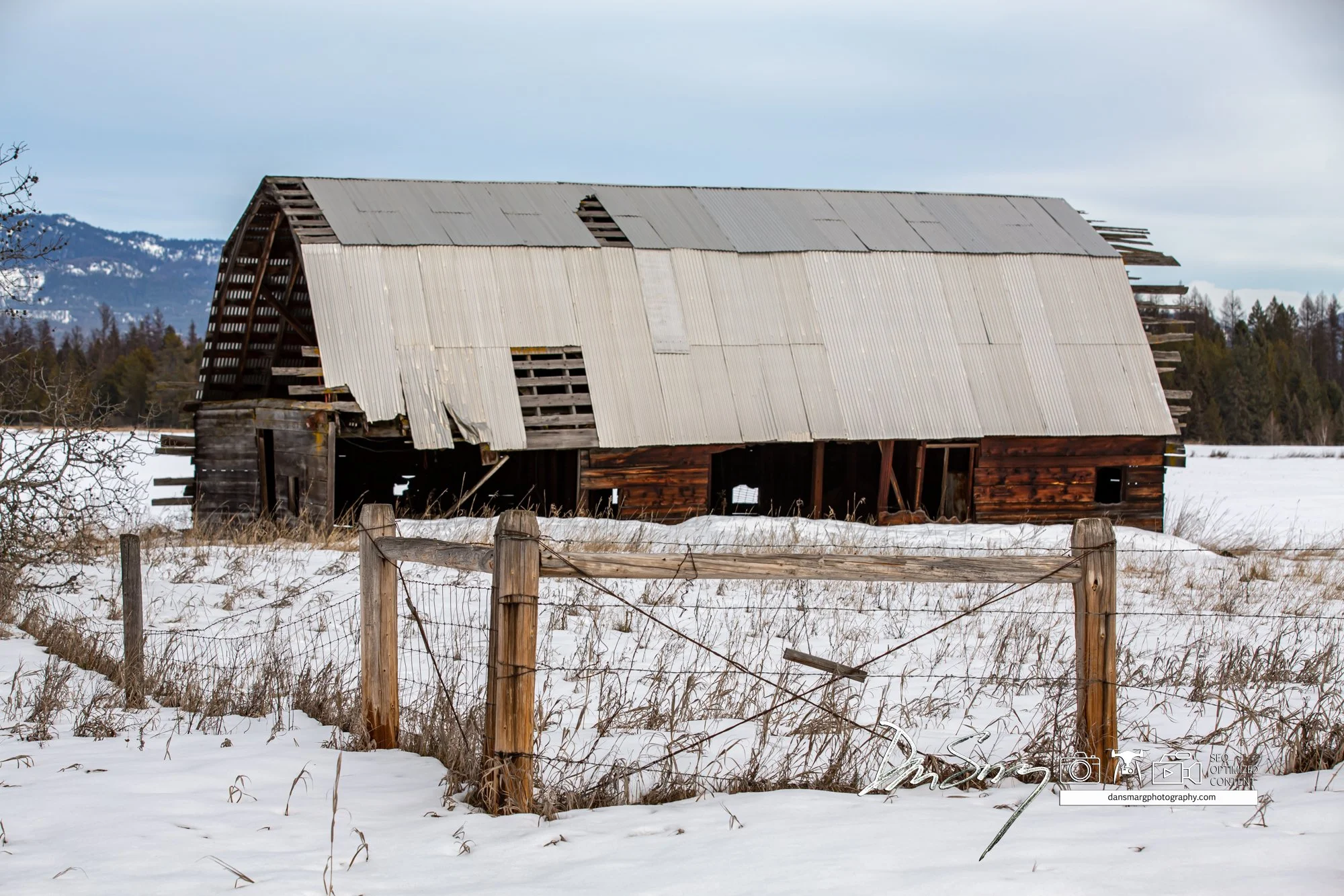 DanSmargPhotography.com _ NWMT Barn Locations-023.jpg