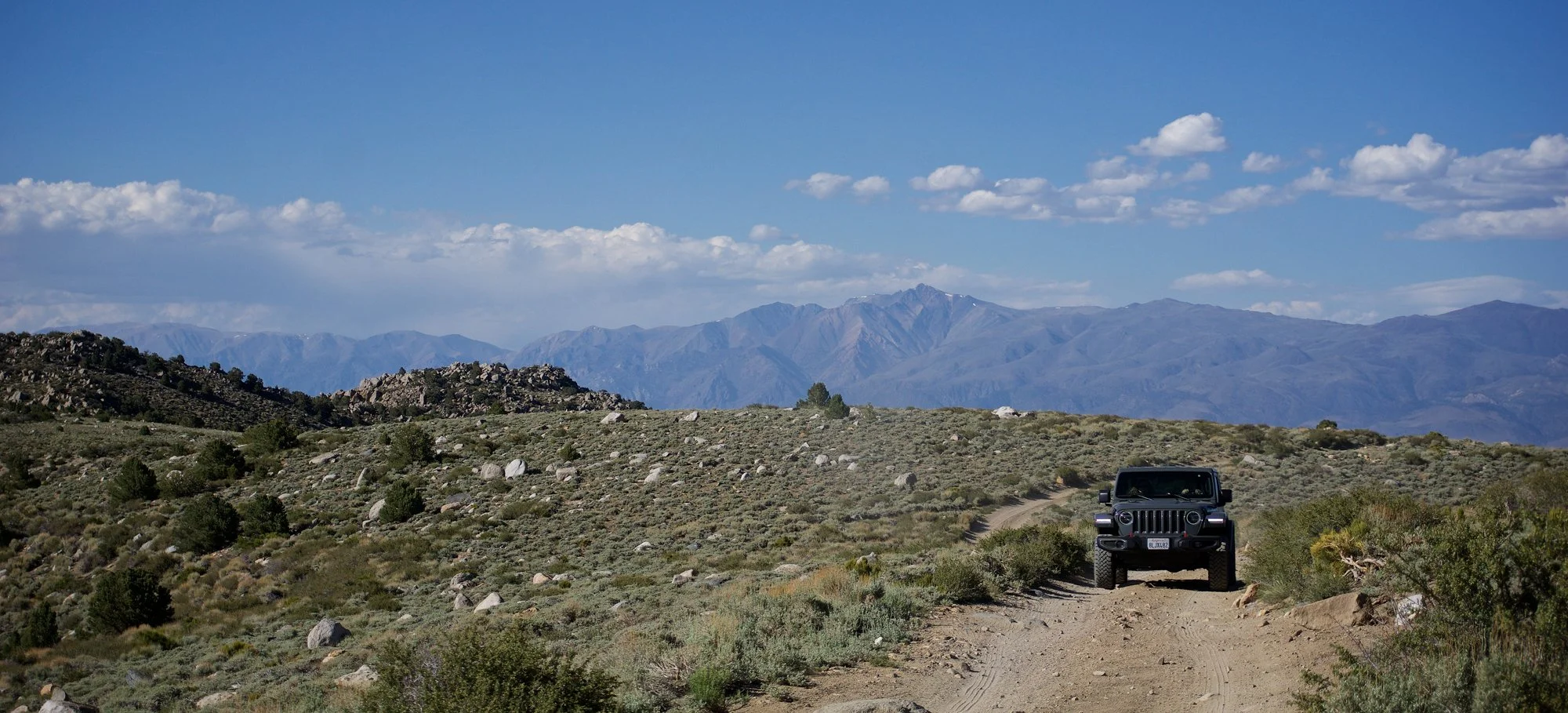 DanSmargPhotography.com-OFFZGRD-Blog-Coyote-Flats-Bishop-Mammoth-Eastern-Sierras-California-Offroad-4x4-Overland-Jeep-Adventure-11.jpg