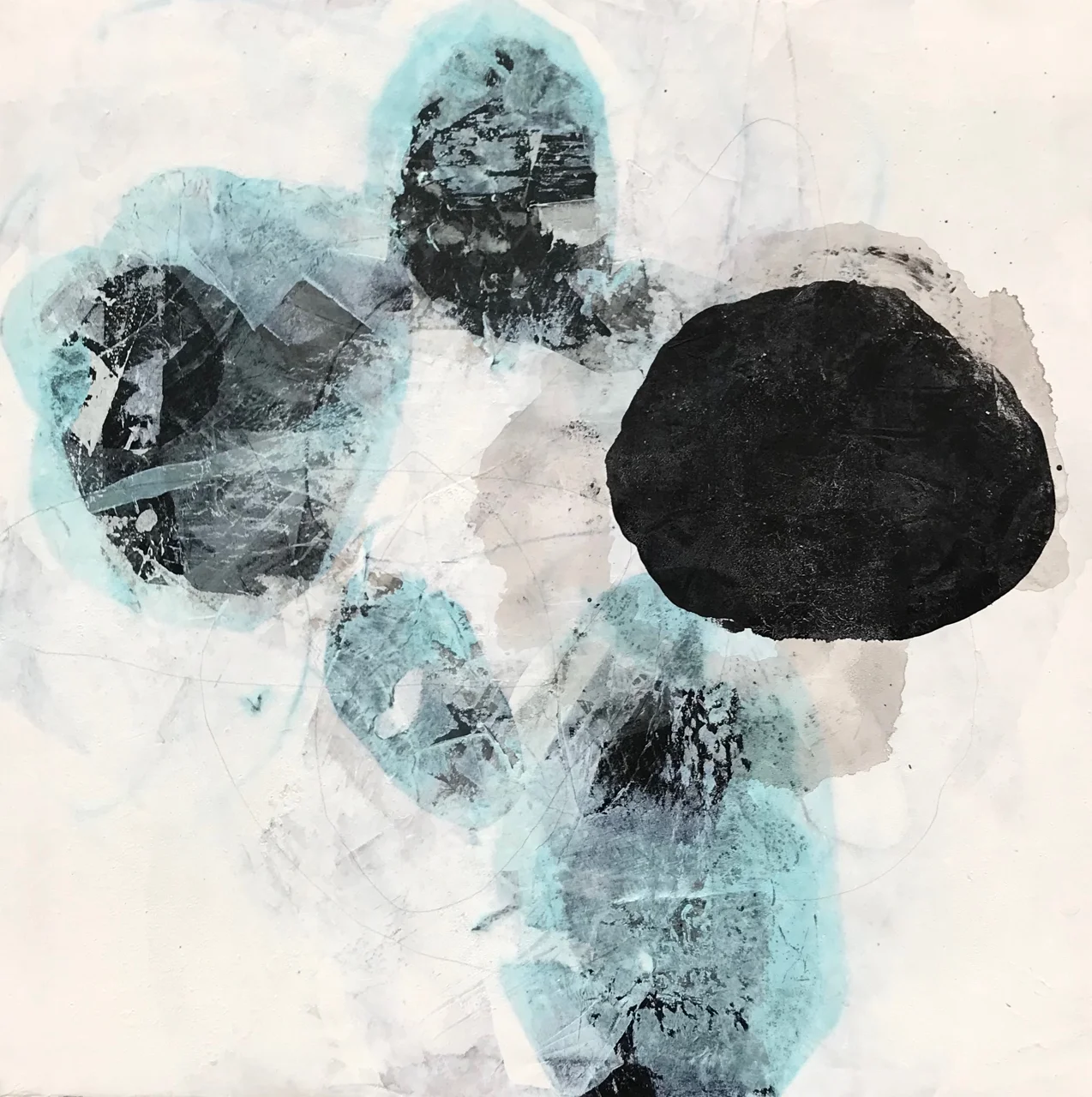  Listening 2 | 50 x 50cm, mixed-media on canvas, 2019 