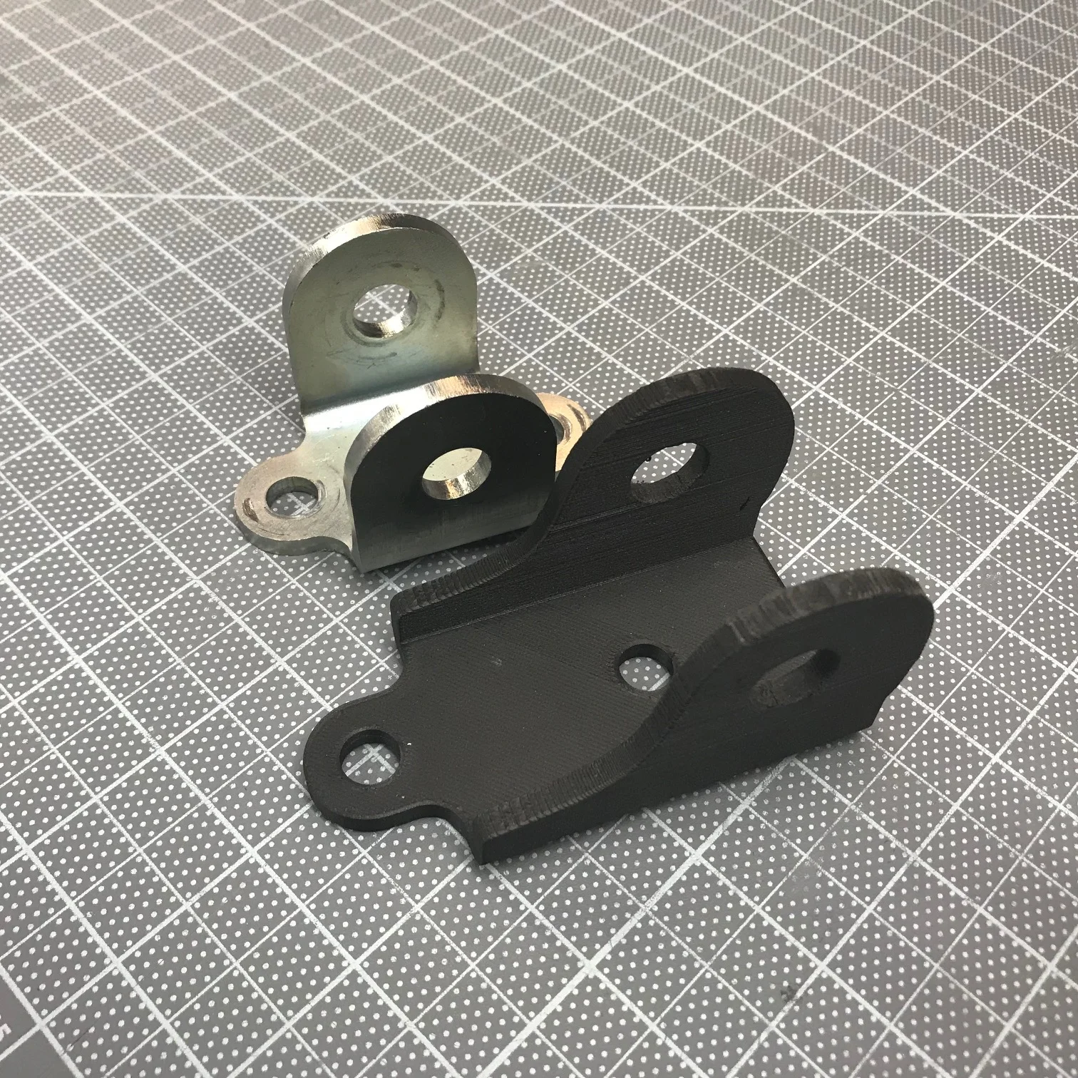 Provided steel bracket and pre-explosion Onyx prototype