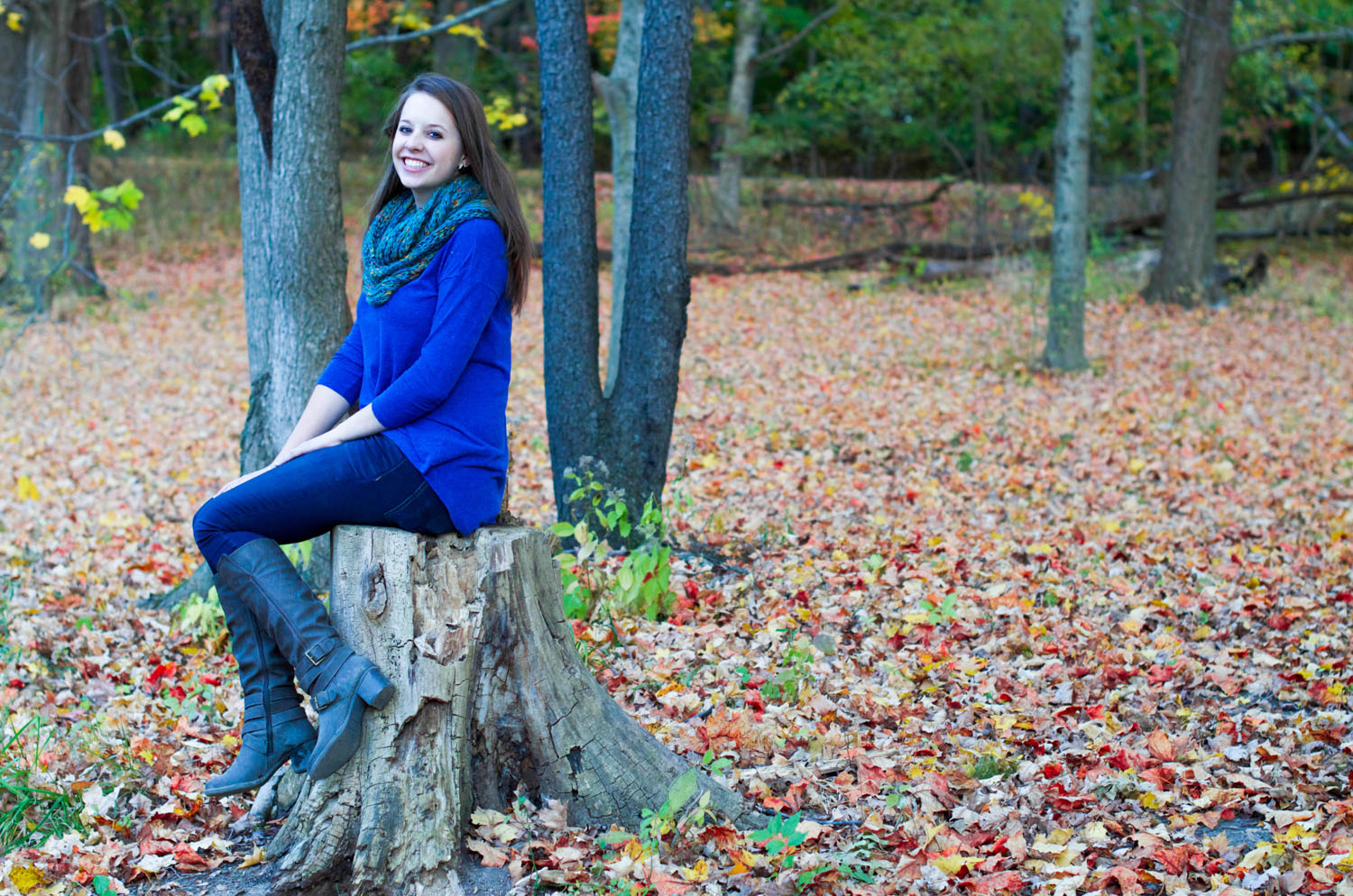 Again We Say Rejoice Photography - Autumn Leaves Senior Girl Portraits (9 of 21).jpg