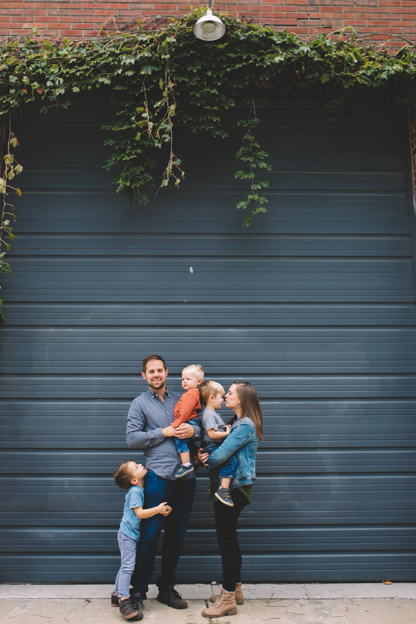 Livingston Family Downtown Indianapolis Session  (12 of 152).jpg