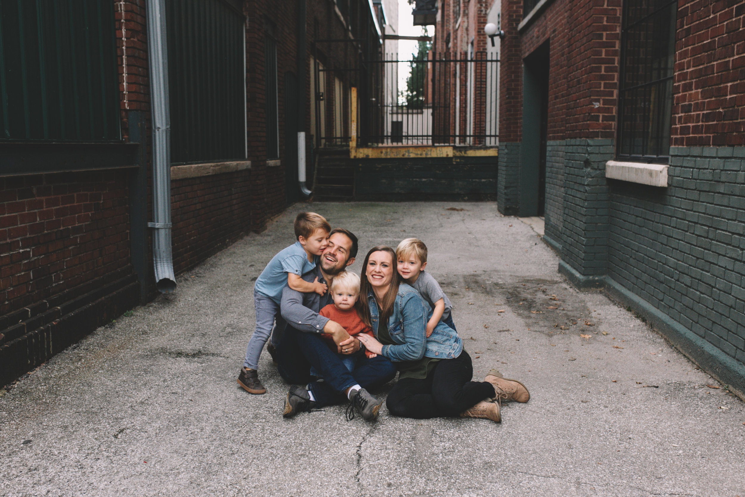 Livingston Family Downtown Indianapolis Session  (76 of 152).jpg