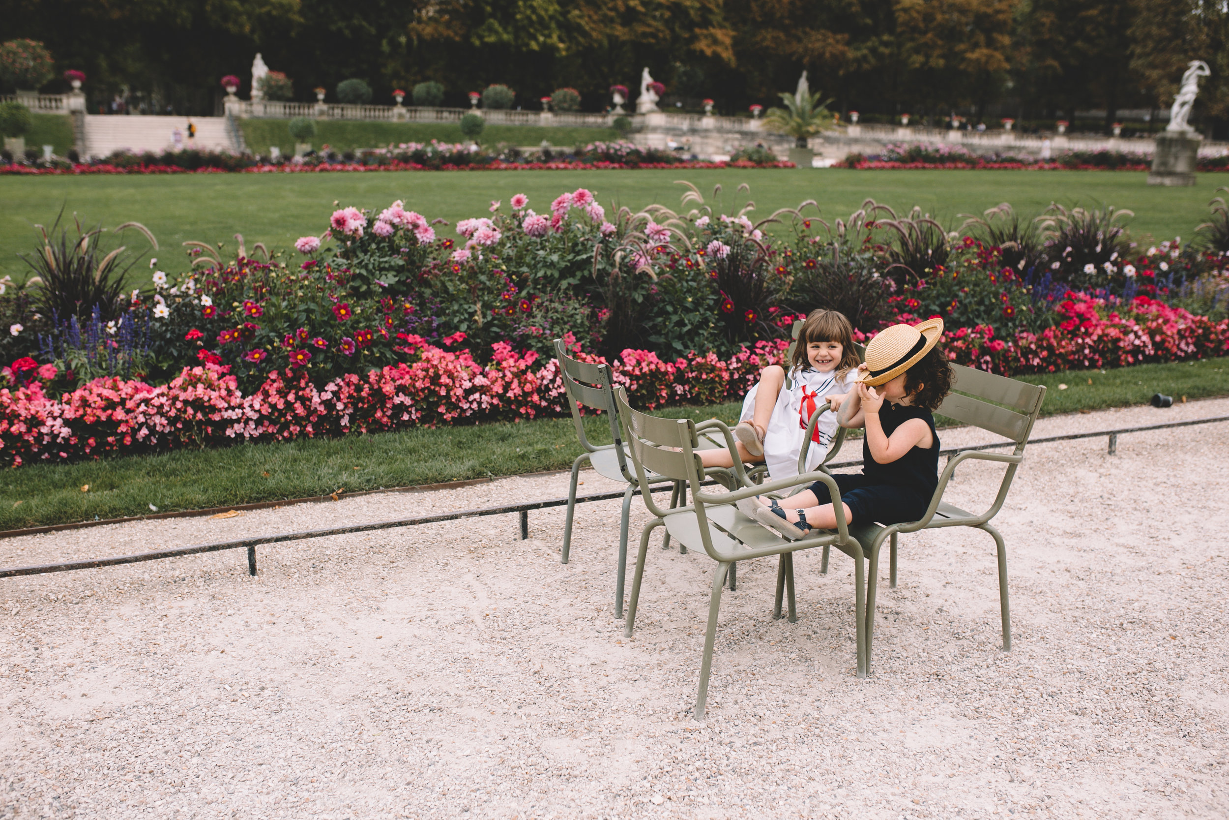 Jardin Du Luxenbourg Sailboats, Carousel, and Lawn (58 of 76).jpg