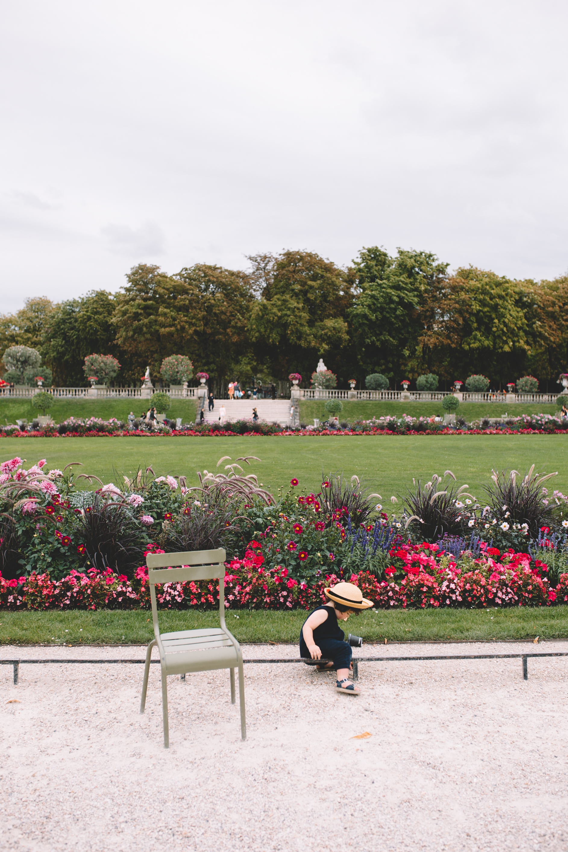 Jardin Du Luxenbourg Sailboats, Carousel, and Lawn (73 of 76).jpg