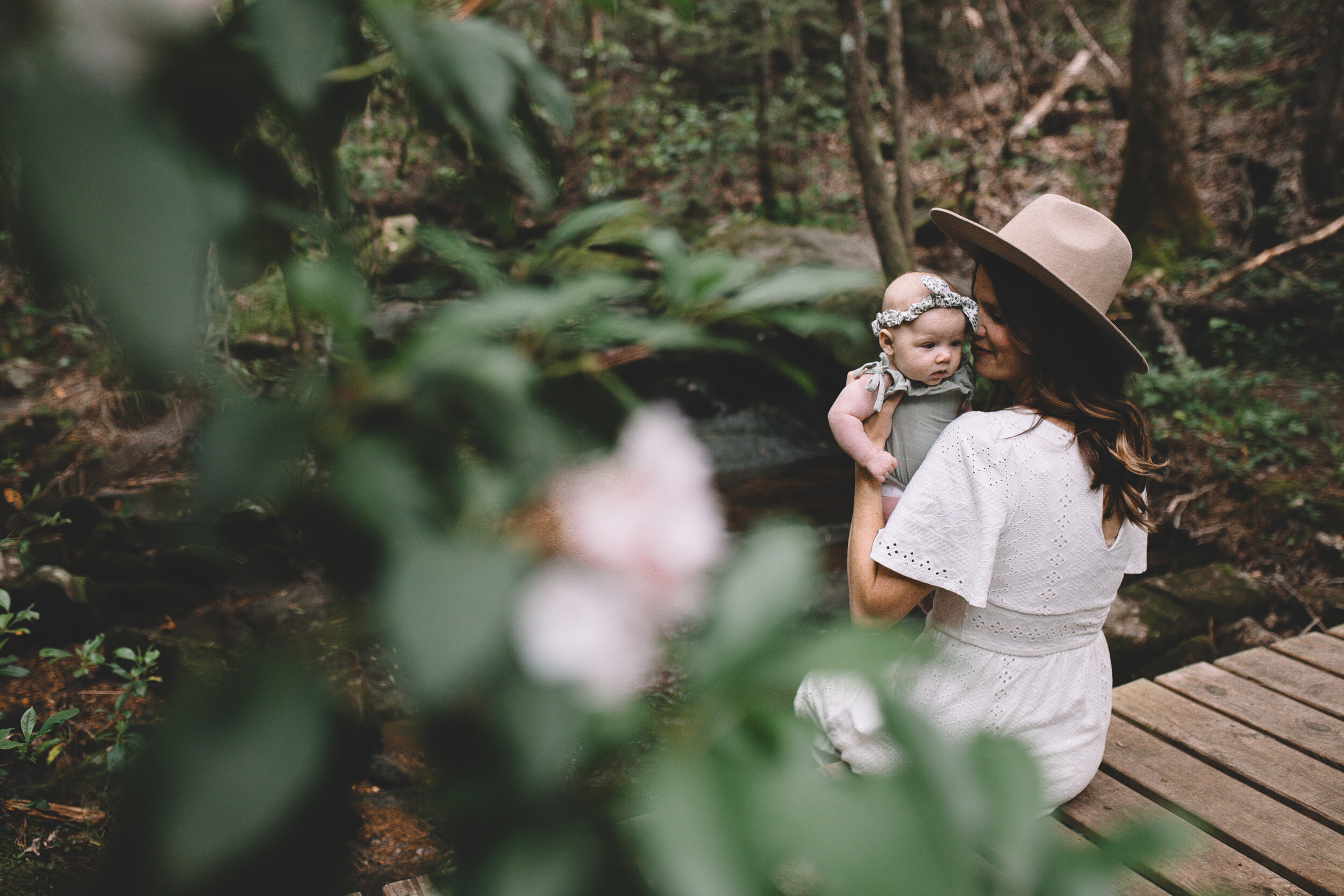 Tennessee Waterfall Newborn Photographs (16 of 44).jpg