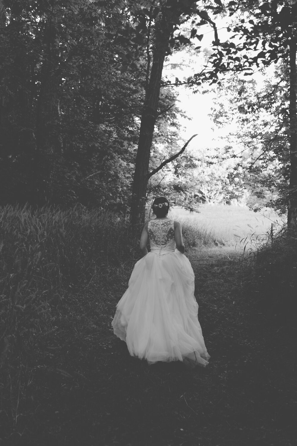 Jacob + Emily Sunny Indiana Barn Wedding Portraits (25 of 93).jpg