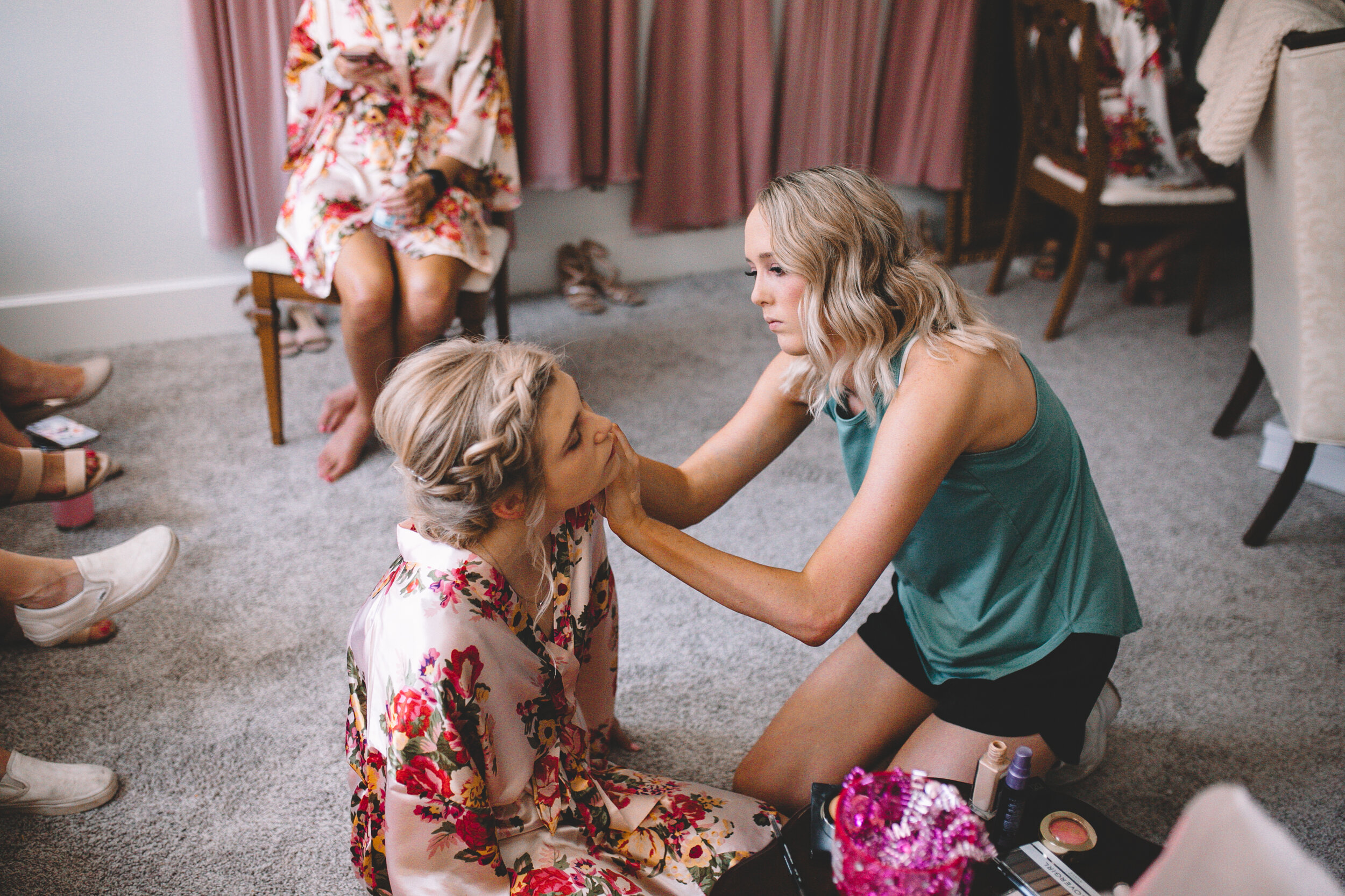 Bride Getting Ready Photos Indiana (14 of 38).jpg