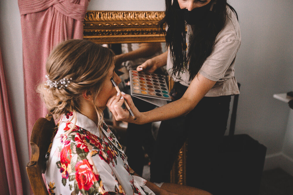 Bride Getting Ready Photos Indiana (15 of 38).jpg