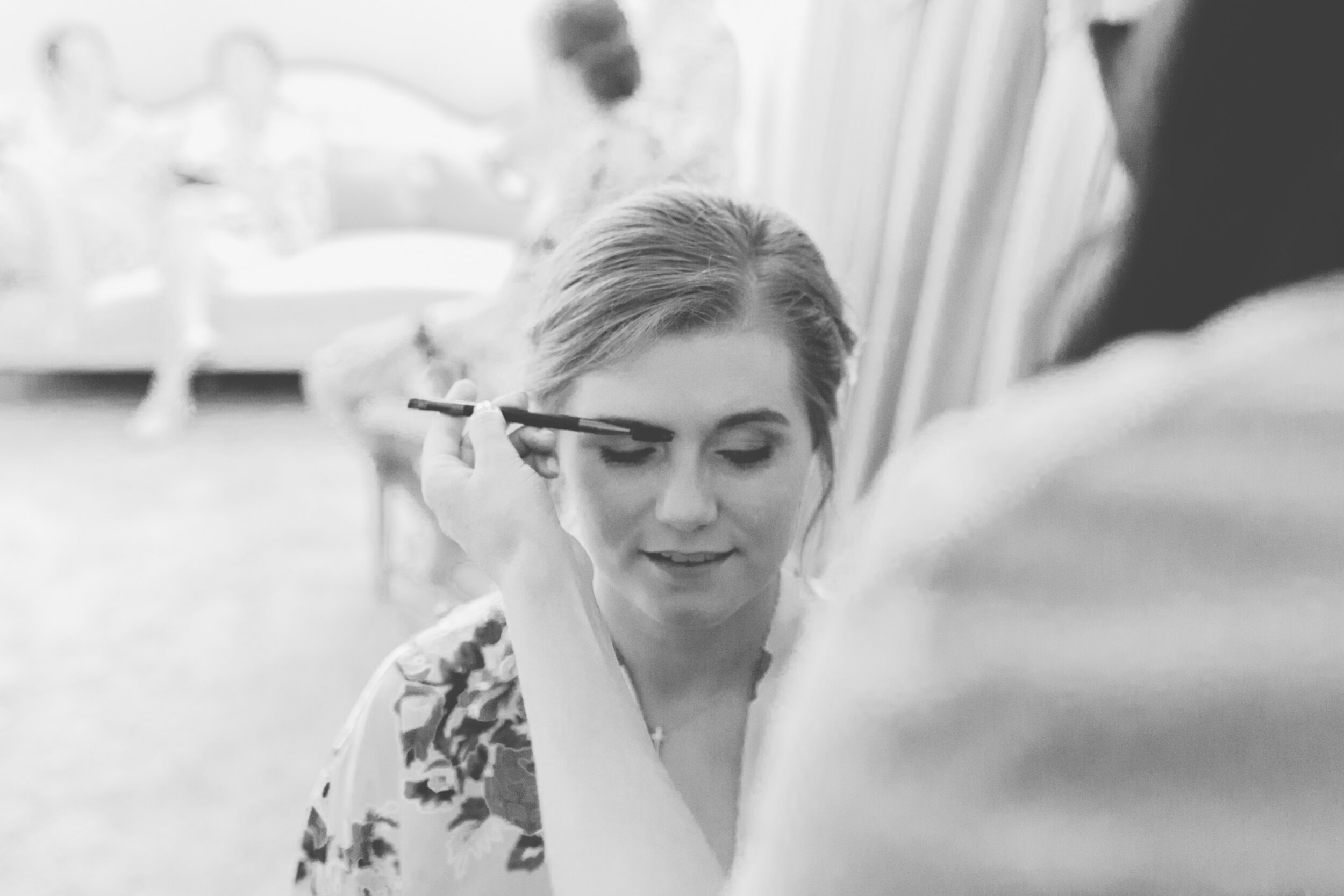 Bride Getting Ready Photos Indiana (16 of 38).jpg