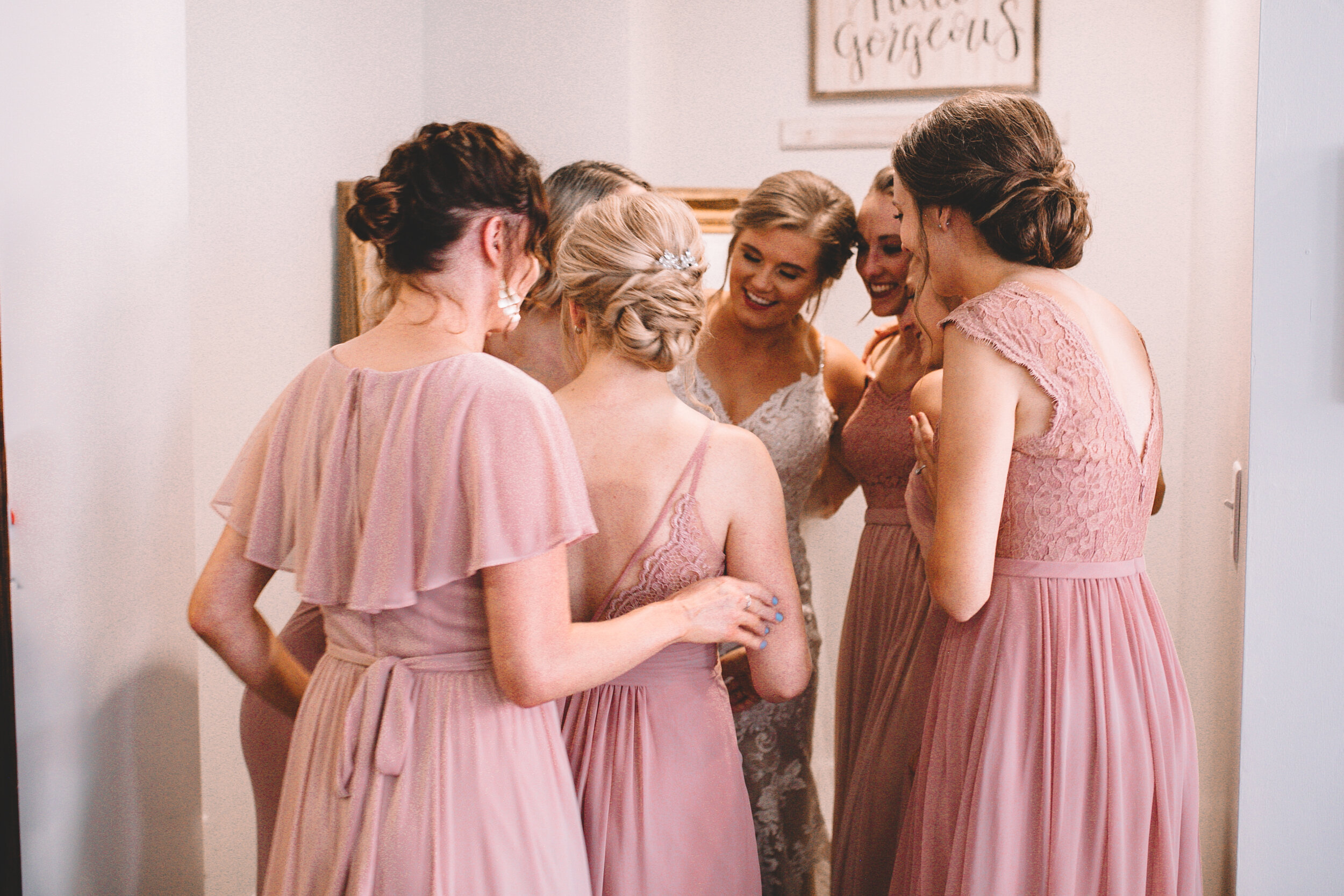 Bride Getting Ready Photos Indiana (35 of 38).jpg