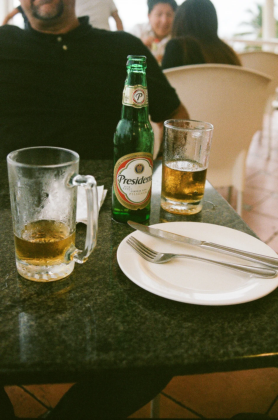 Cerveza.