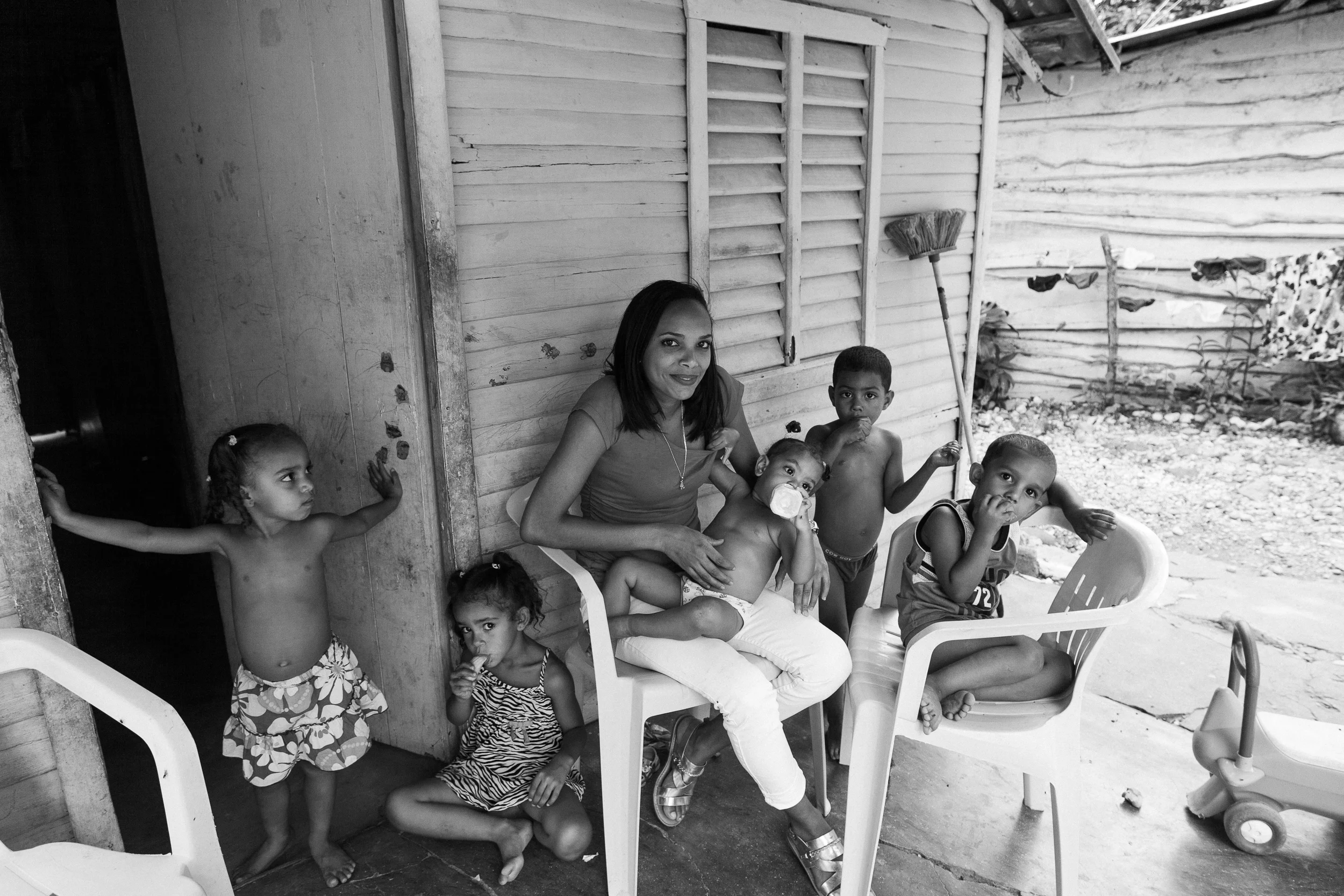 A family born and raised in this village on the outskirts of Santiago. A church was planted here by a friend of ours named Felix, and has already done some incredible things.