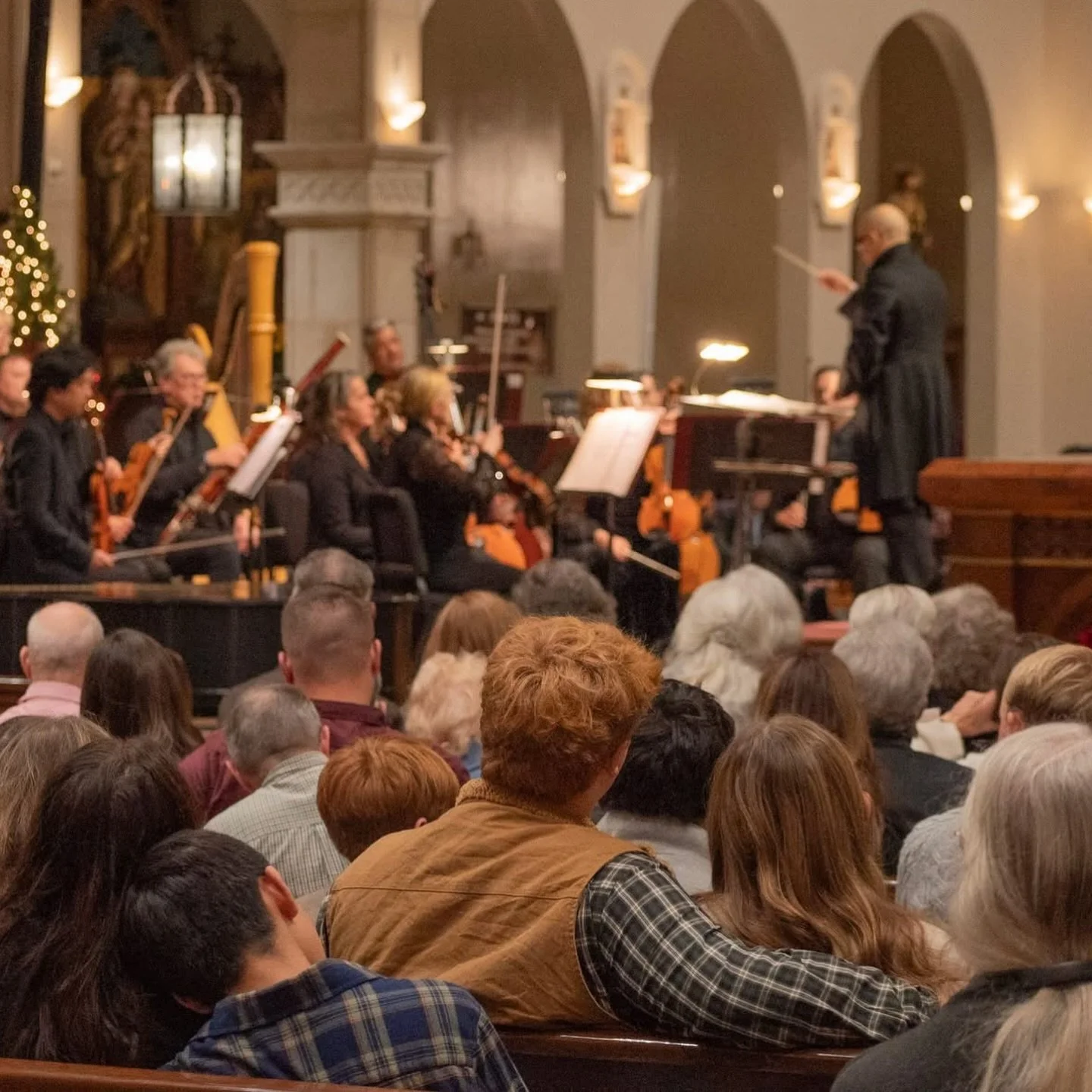 Before the wrapping, baking, and bustle of the season, gather your loved ones and enjoy a peaceful evening of joyful warmth &amp; beautiful music. 🕯🎶

Holiday Candlelight Concert
Dec. 16 at 8 pm
St. Stanislaus Catholic Church

Head to the link in o