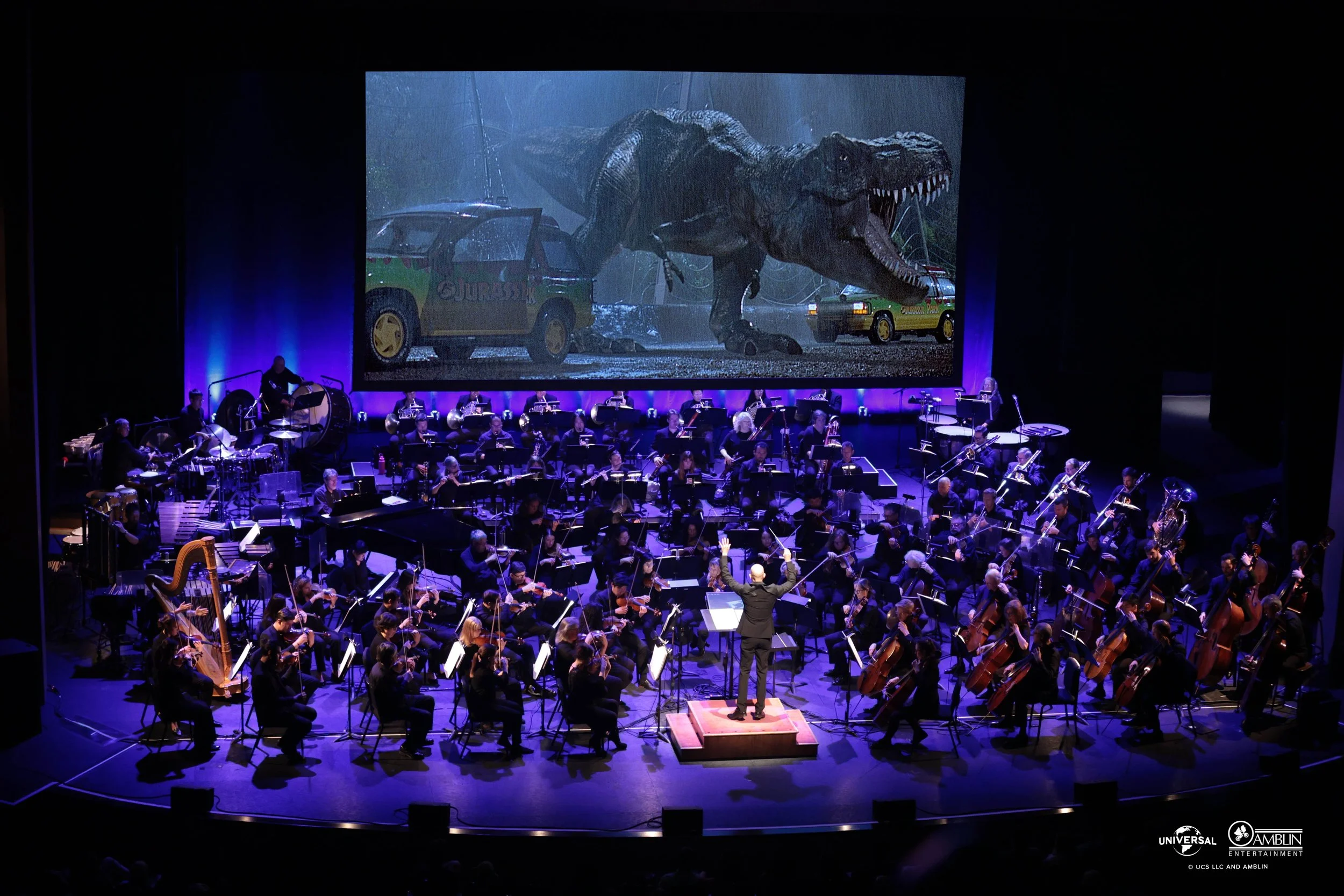 MSO26_Jurassic-StageMockup-Roberta-lores.jpg