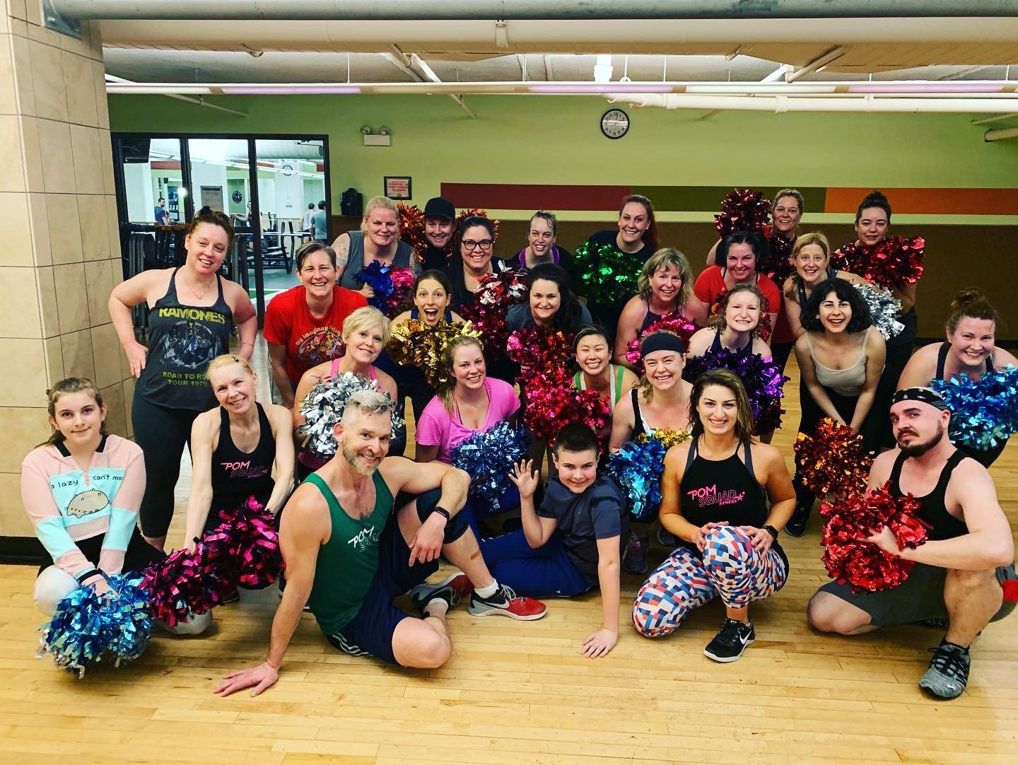 FIT 2 CHEER - PoundPoms, Dance Fitness Class, Weighted Pom Poms