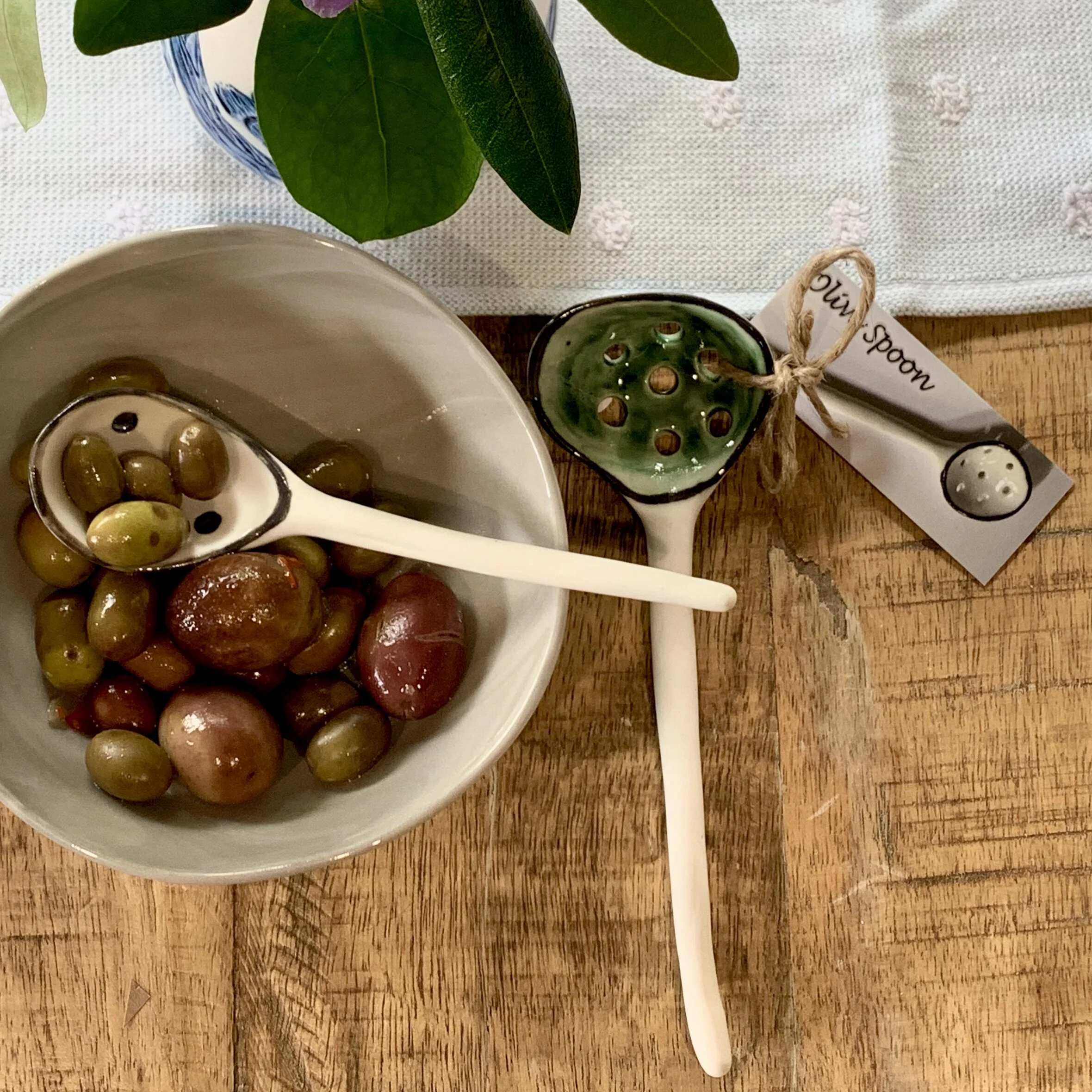 BDF70563-220C-46B0-8621-8E81A682F34F