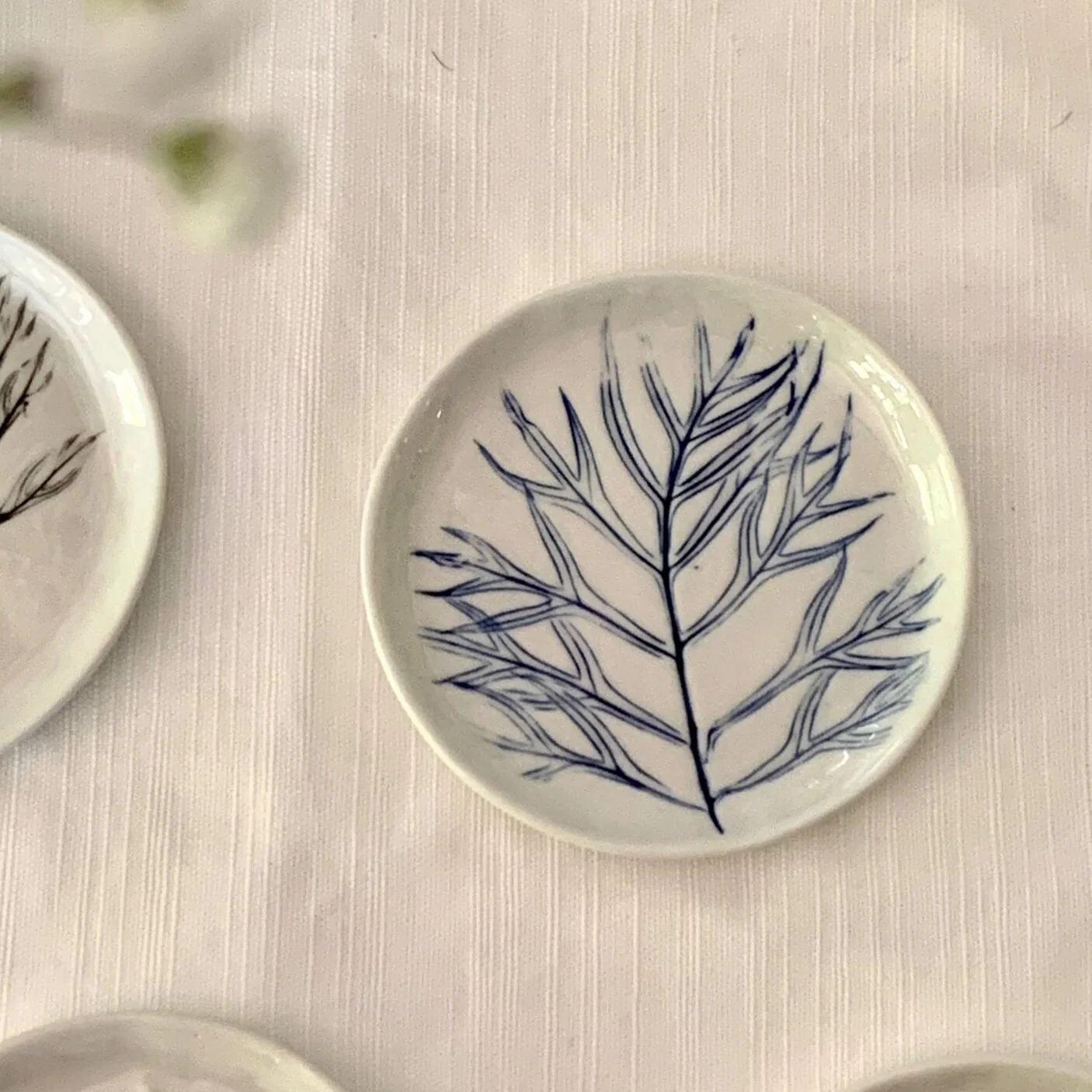 B93043EF-9C99-46C4-B003-C626B7665830