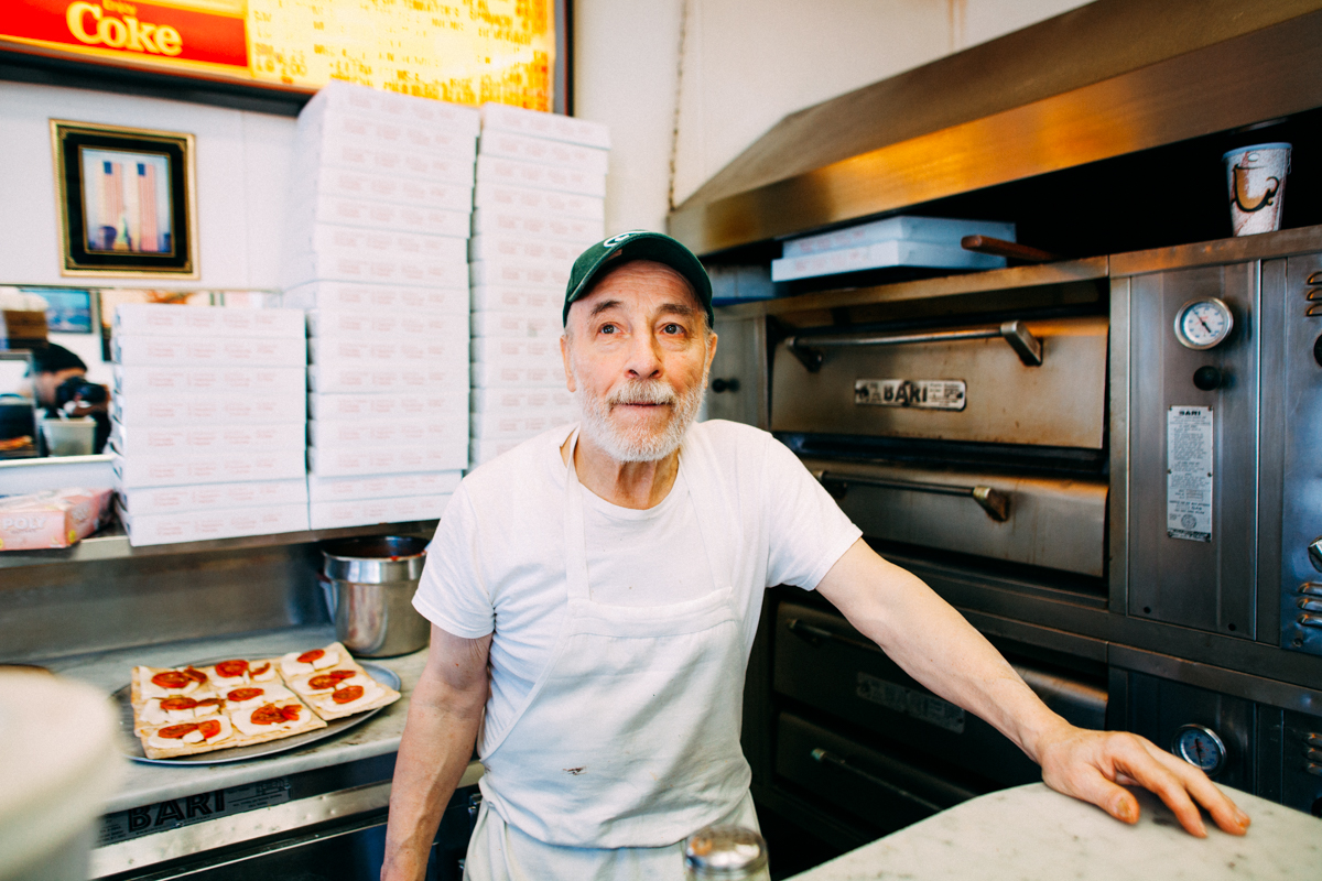 the-new-york-pizza-project-carmines-original-pizza-greenpoint-maker-carmine.jpg
