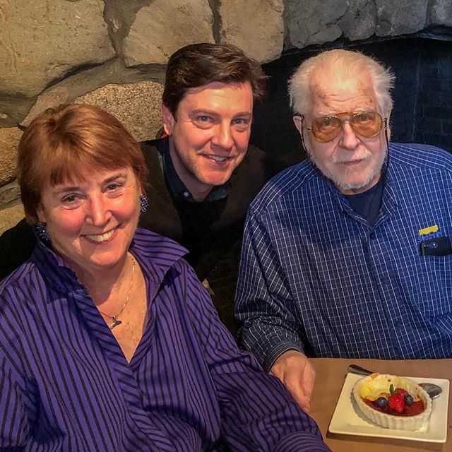 Hope everyone who celebrates had a wonderful #easter!
Was great to be with the folks, even if it was brief. Enjoy those times with your family!