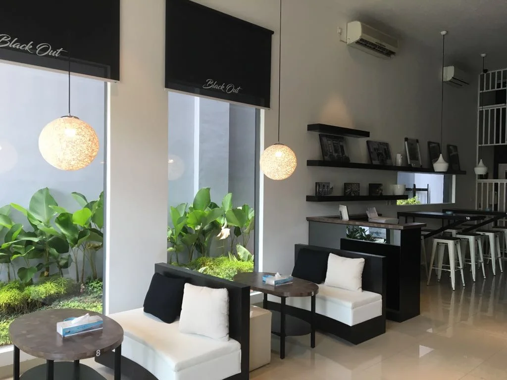  Black Out Cafe is located in Serpong, intended to be the coziest new hang-out spot in town. The interior design approach is to have a black-and-white theme, as the name suggests it. With the market target of youngsters and college students, the furn