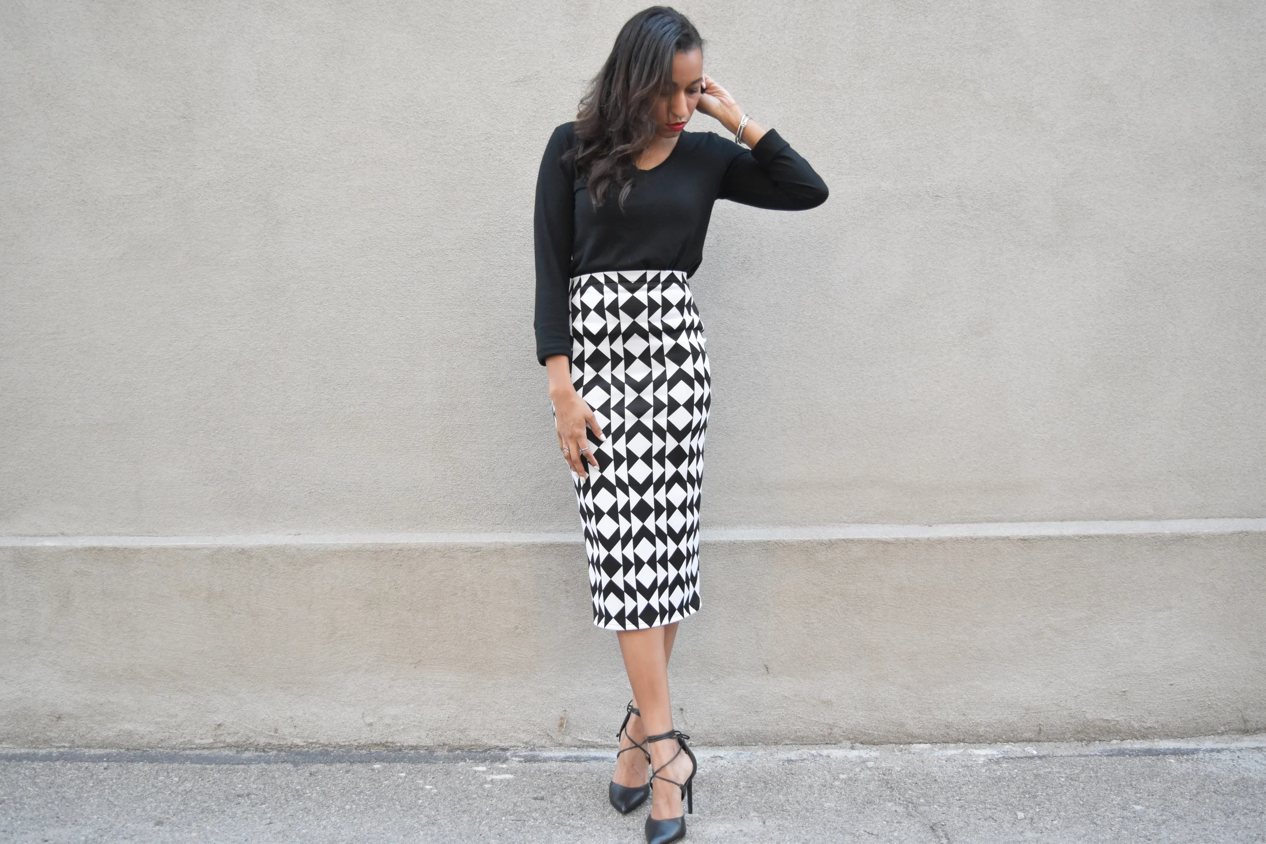 House of LVA Diamond Pencil Skirt 01.jpg
