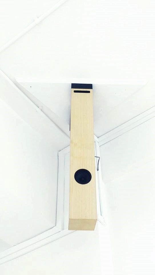 Our prized 4-piece wall mounted speakers set the right ambience for the space.